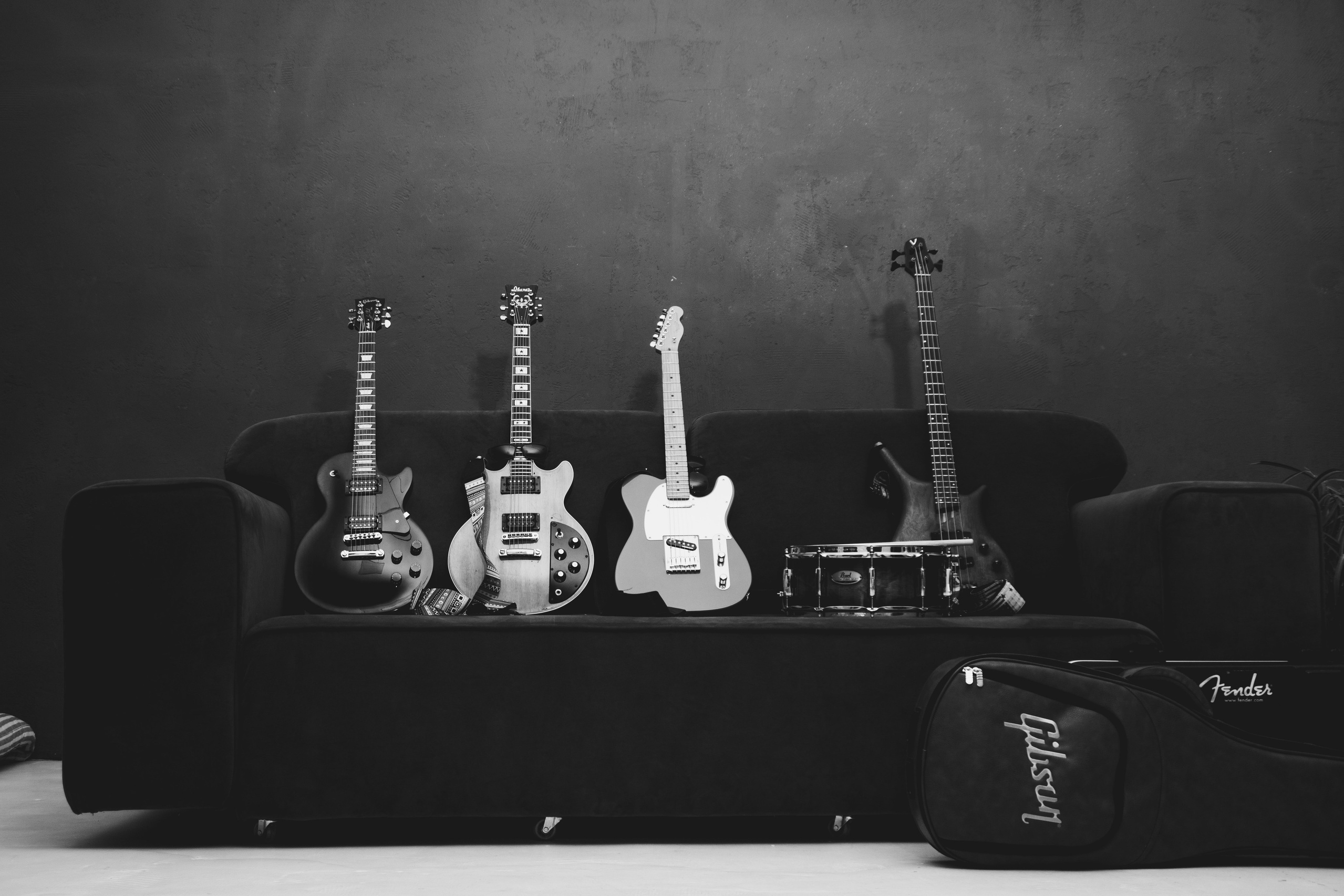 Купить. Фотографии Юлия Стремского