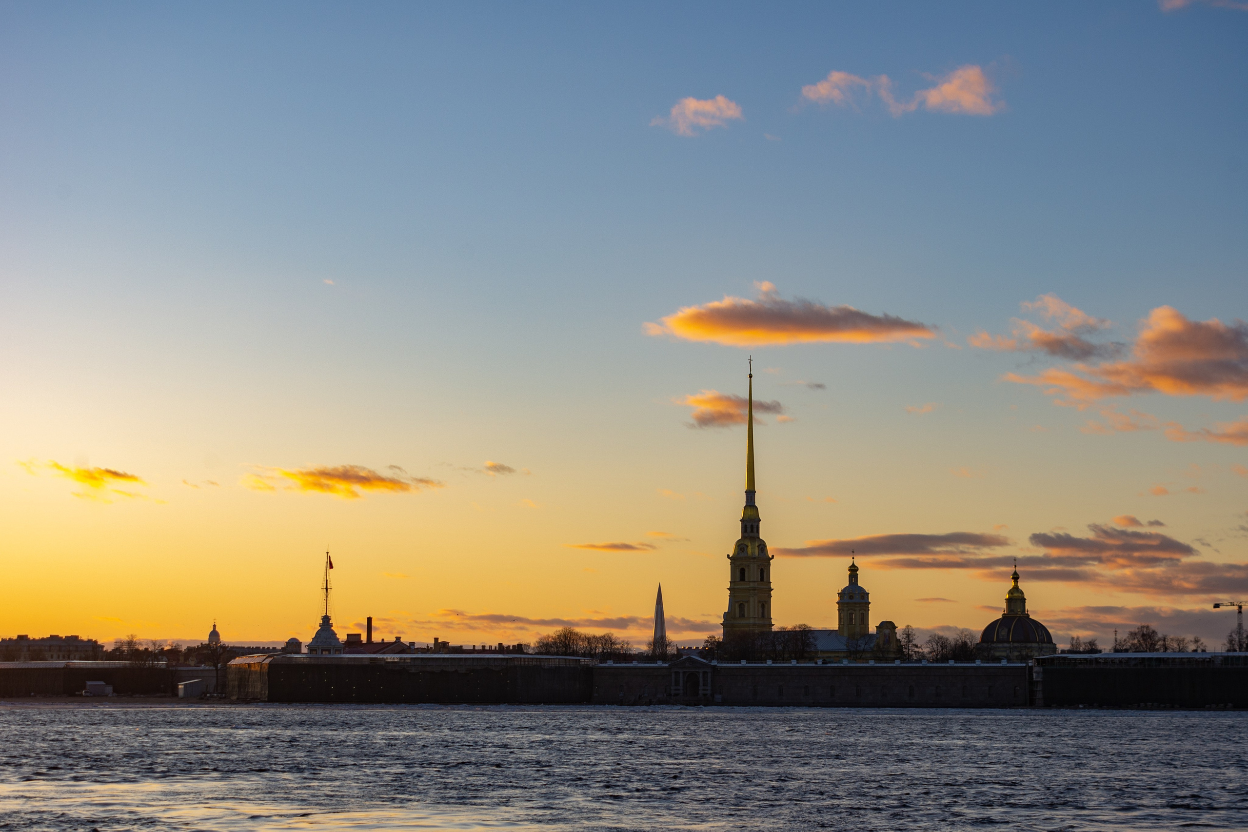Прогулка по центру. Фотограф Даниил Богомолов
