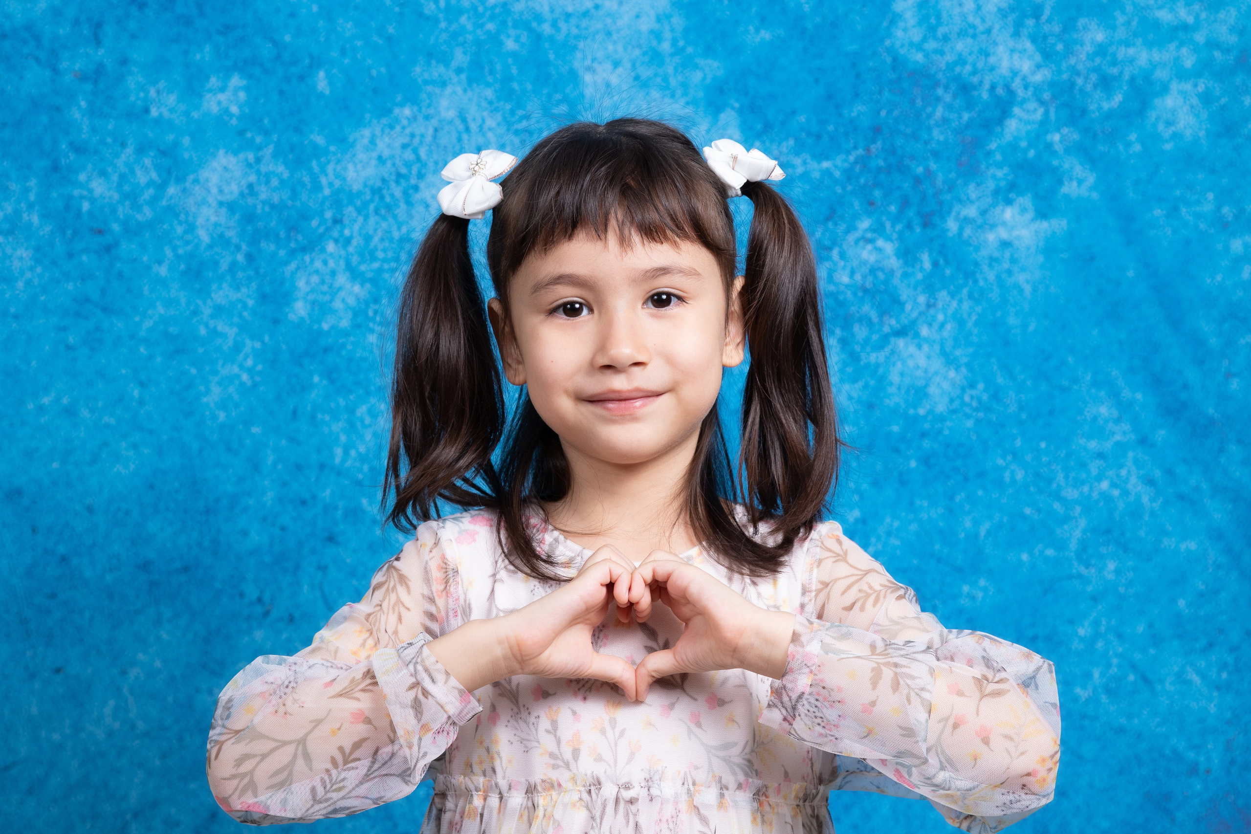 Изготовление фотокниг и виньеток для детских садов Алматы. Детский фотограф в Алматы, виньетки, выпускной альбом Алматы