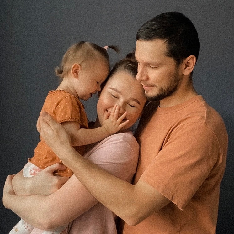 КОНТАКТЫ. Семейный фотограф в Екатеринбурге Всеволод и Марина Пономаревы