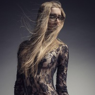 Отзывы клиентов о фотосессиях — реальный опыт и впечатления. Арт фотограф в Москве Леонид Маркачев. Женский портрет, будуар, фэшн, арт-ню