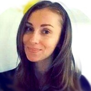 Выпускники о фотографе-дизайнере Наталье Романовой, о Студии Альбом-76. Фотограф в Ярославле Наталья Романова. Выпускные альбомы для детского сада, начальной и средней школы