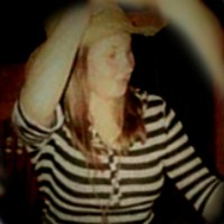 Выпускники о фотографе-дизайнере Наталье Романовой, о Студии Альбом-76. Фотограф в Ярославле Наталья Романова. Выпускные альбомы для детского сада, начальной и средней школы