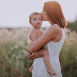 Отзывы. Всем привет! Меня зовут Евгения Попова и я семейный фотограф в Москве