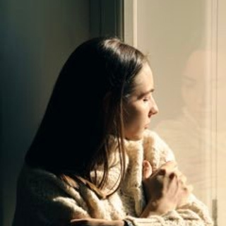 • Feedback. Cinematic presets video/photo, visual, content creator Lina Pleshakova