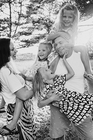 Семья. Прогулка