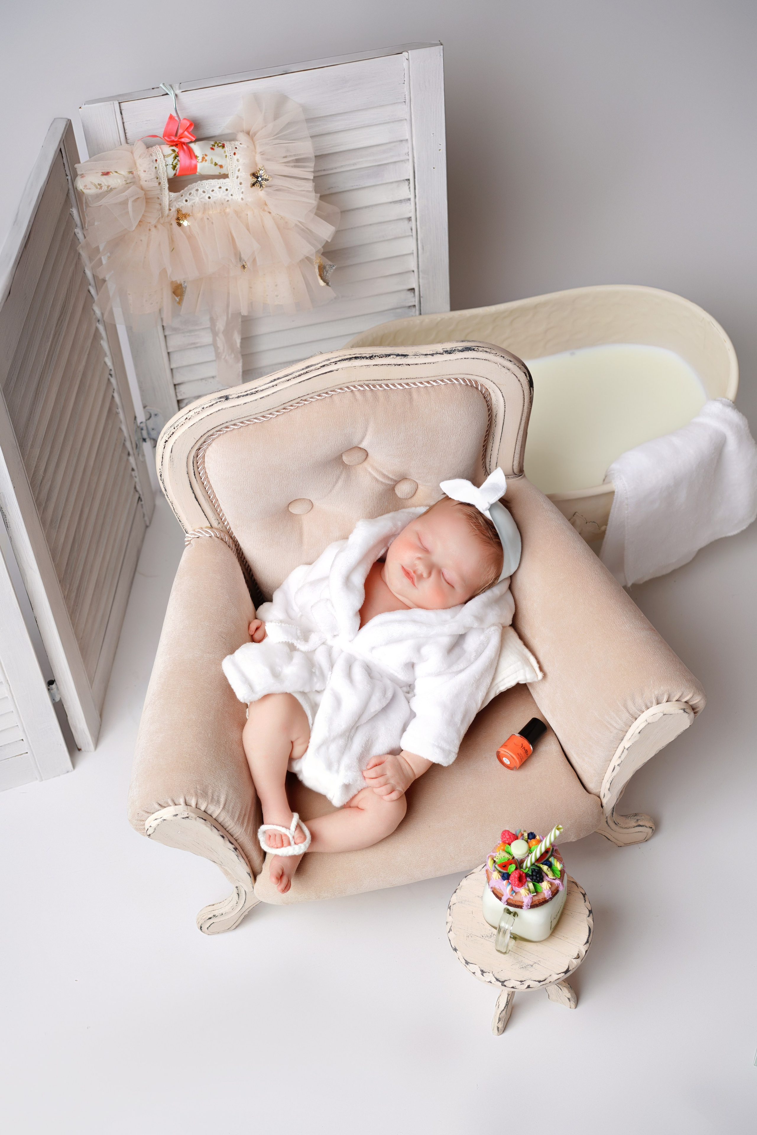 Новорожденные. Классика. Фотограф новорожденных беременных в Тюмени Ткачук Татьяна