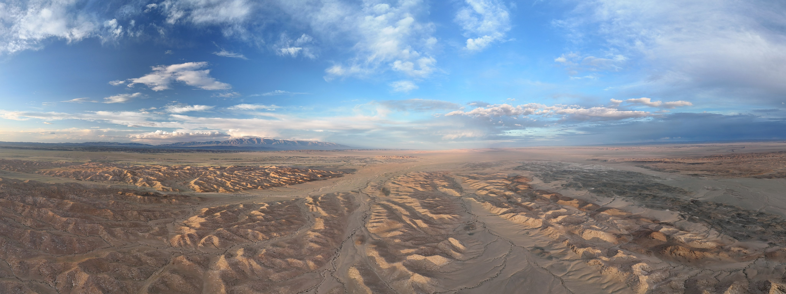 Экспедиция в Монголию (Гоби). Семоха Валерий. Фотограф