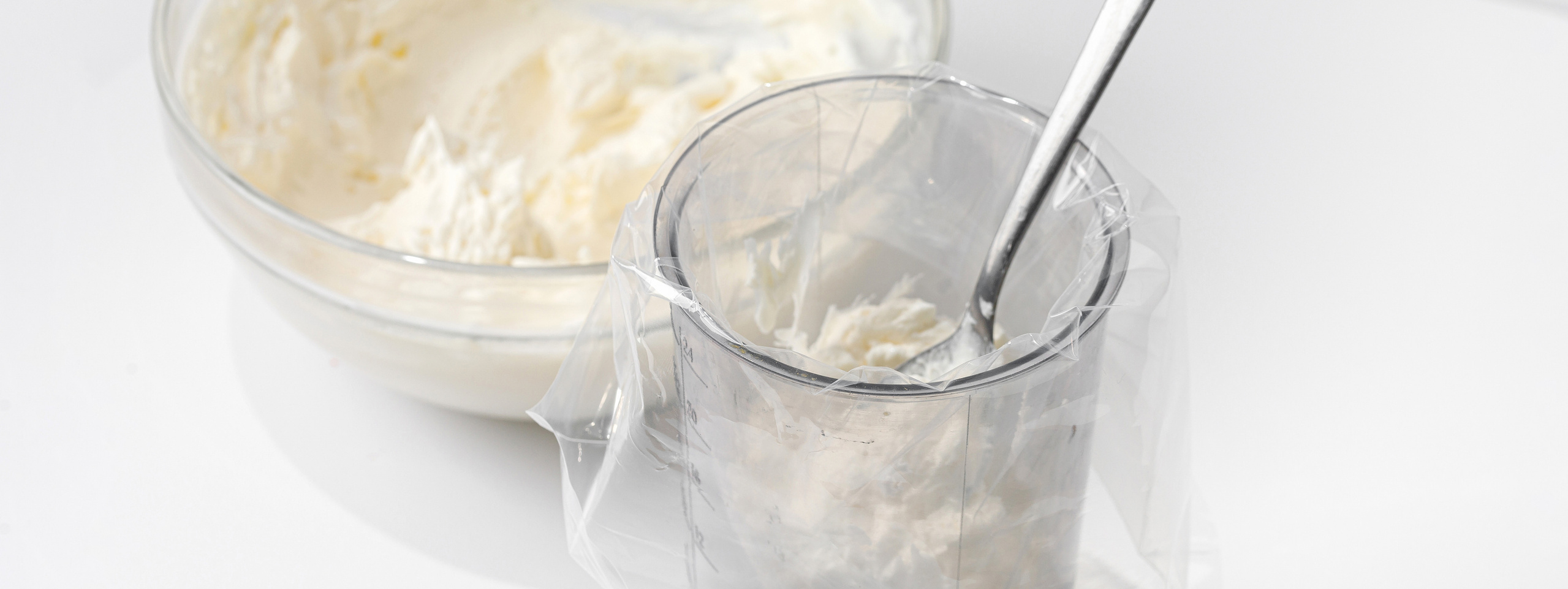 Завариваем тесто для эклеров