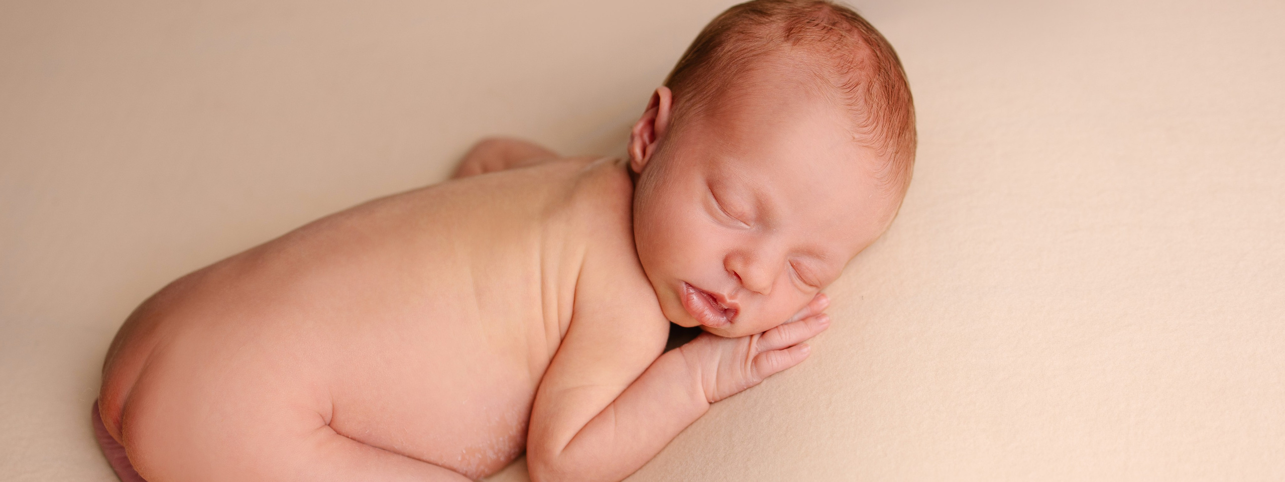 Klassisches Newbornshooting. Fotografin in München Dasha Antipina