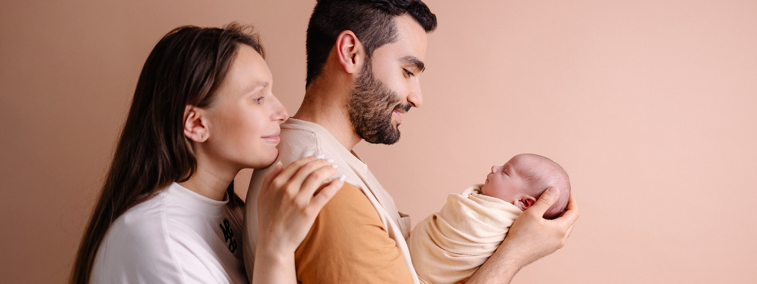 Klassisches Newbornshooting. Fotografin in München Dasha Antipina