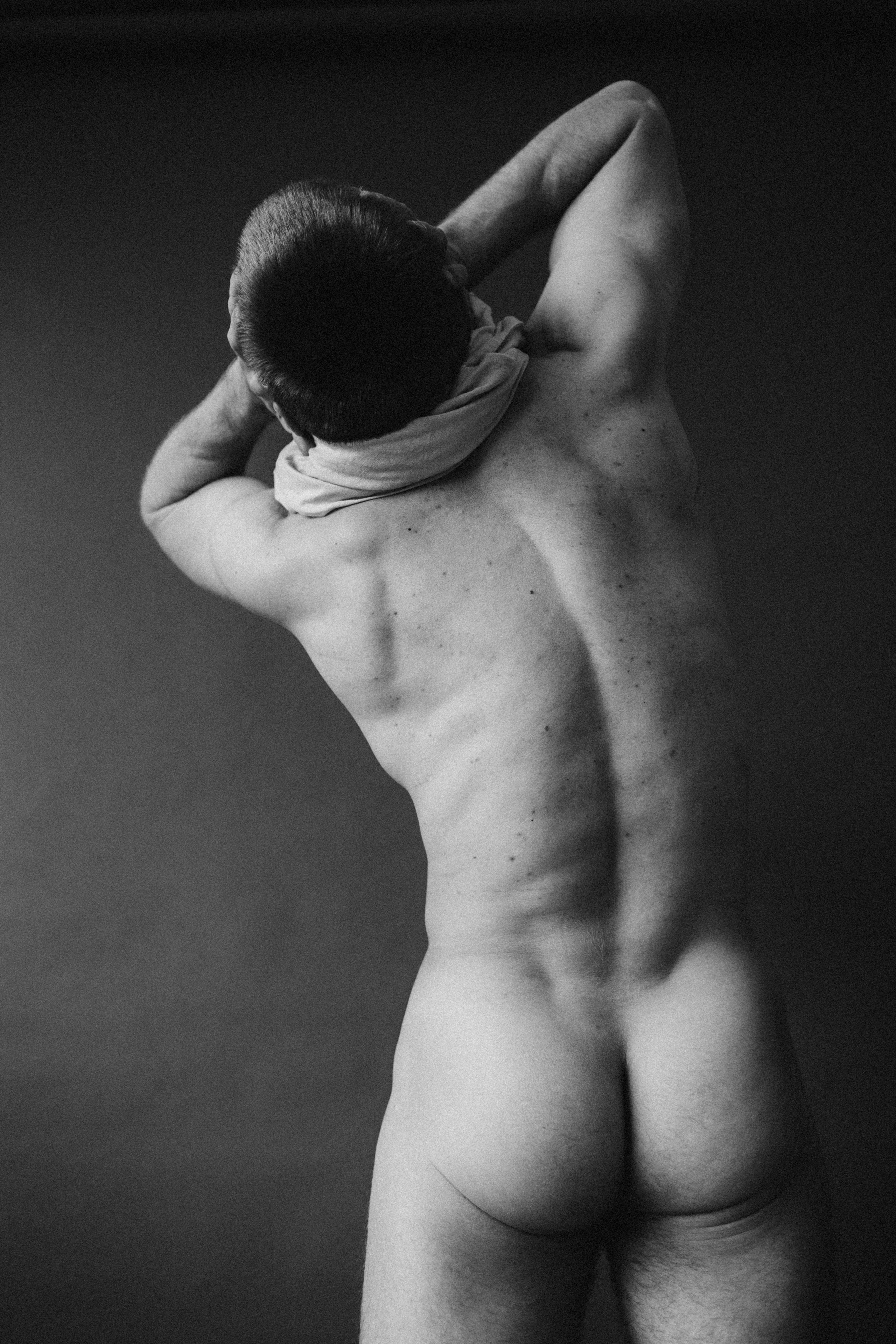 Ню фотограф в Москве. Портреты и фотографические истории Анастасии Марченко