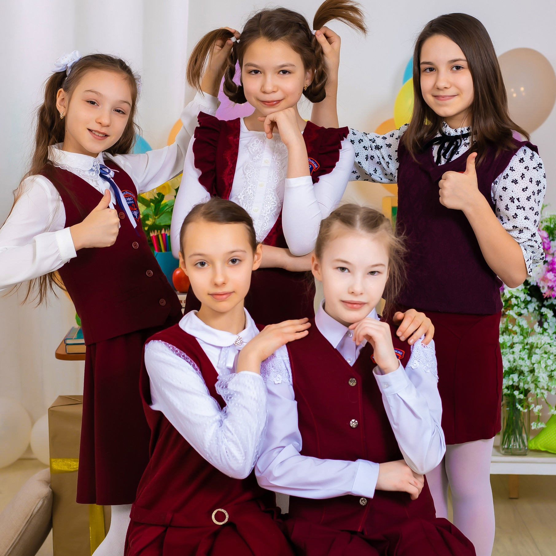 Общее фото класса. Выпускные альбомы. Фотостудия «Олеся»