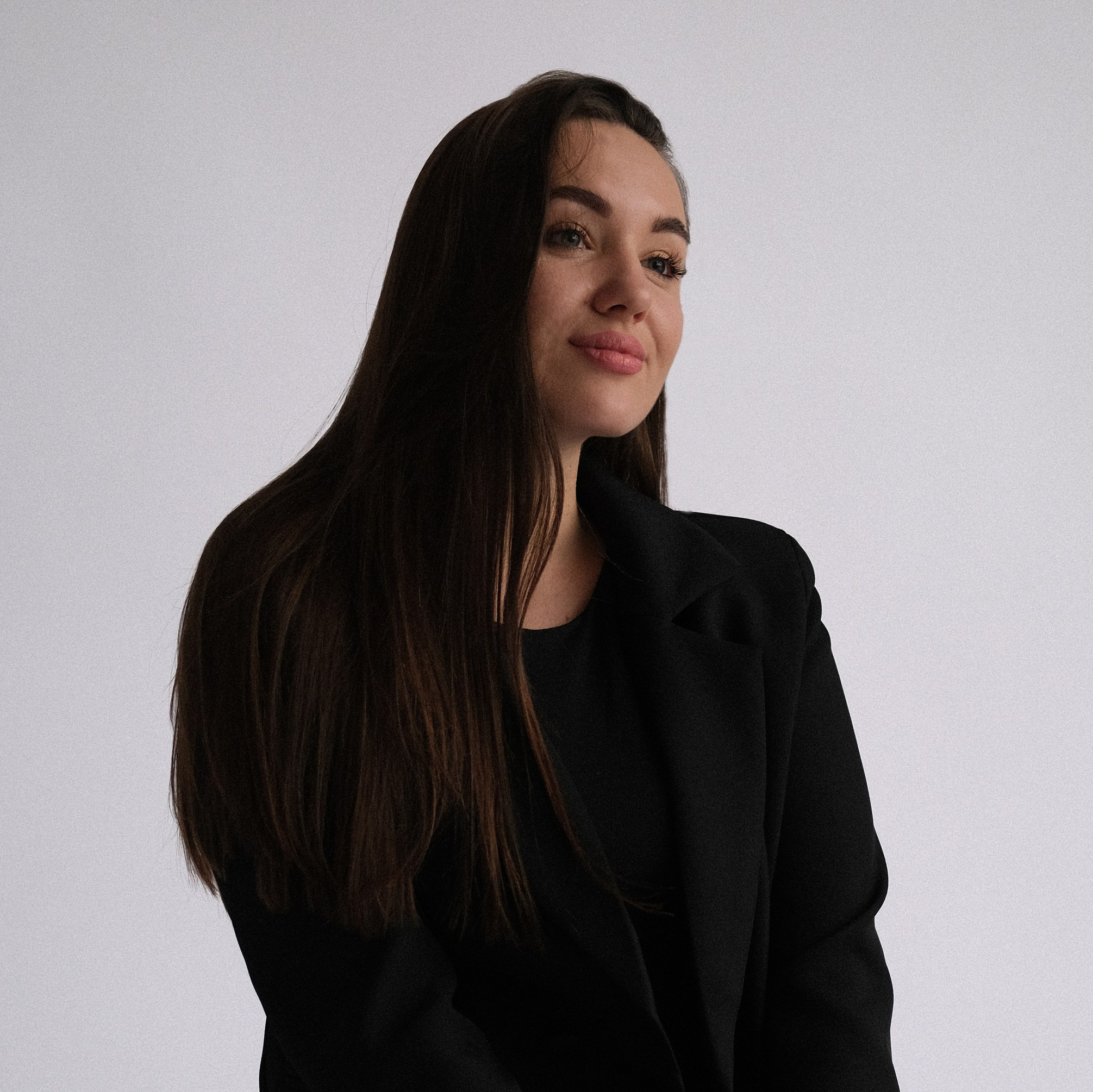 Контакты. Преподаватель английского языка в Санкт-Петербурге Ксения Романова