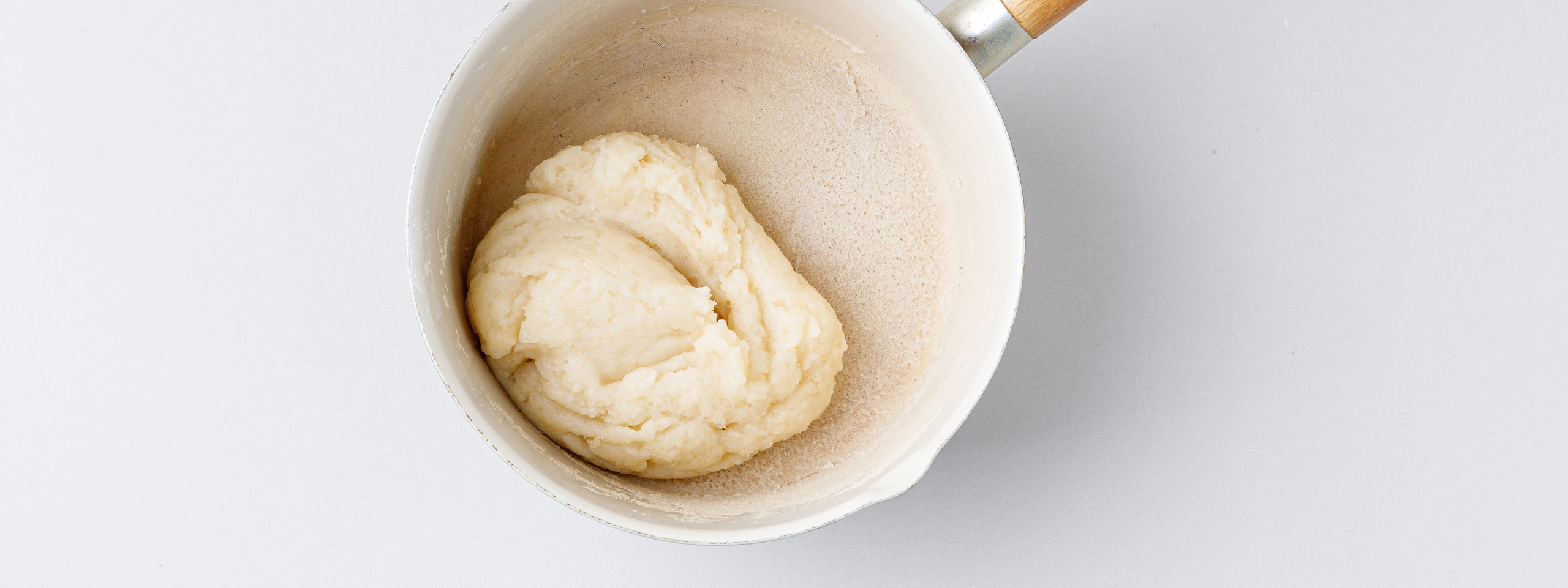 Простое тесто для эклеров на растительном масле