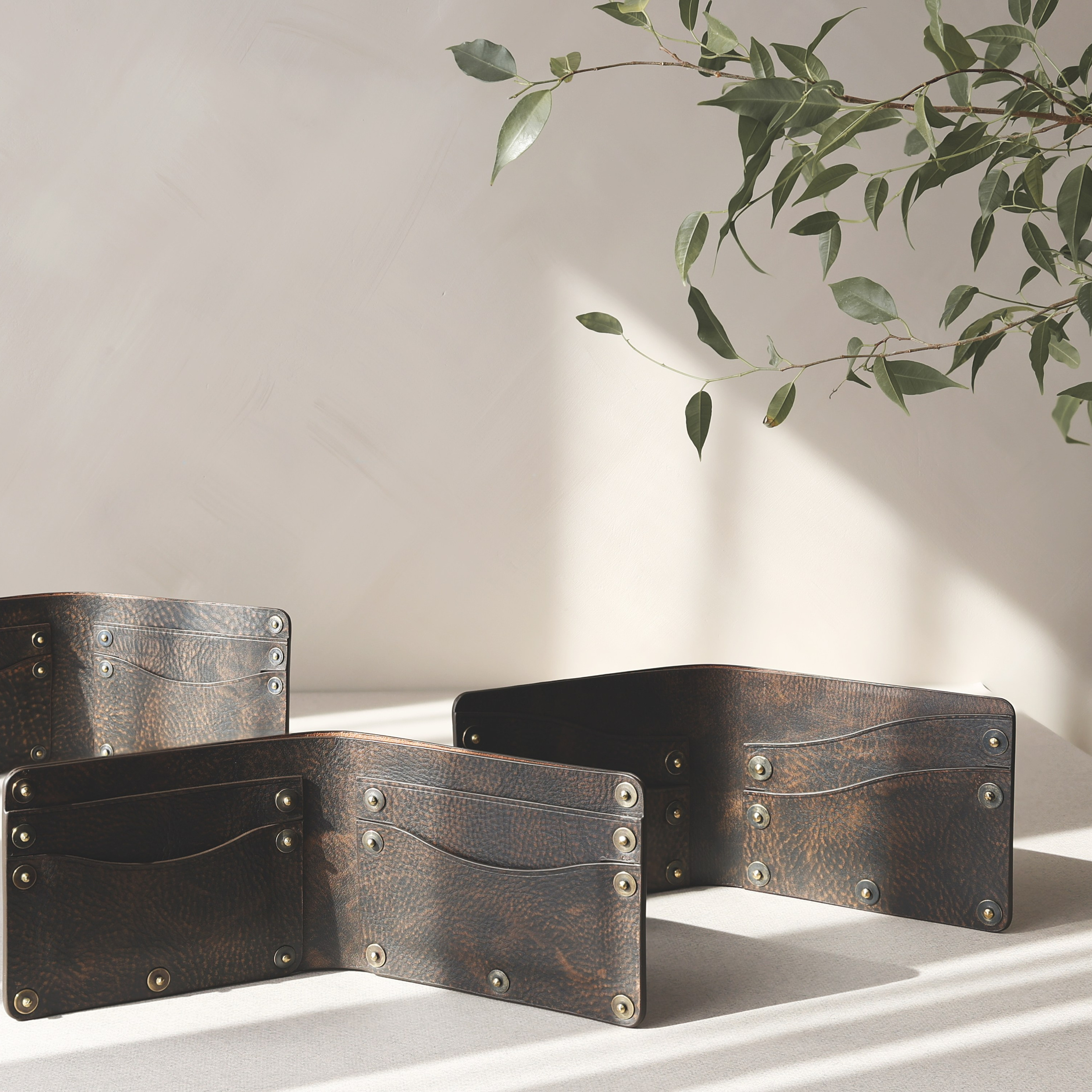 Мастерская авторских аксессуаров из кожи в Уфе Hecho a mano