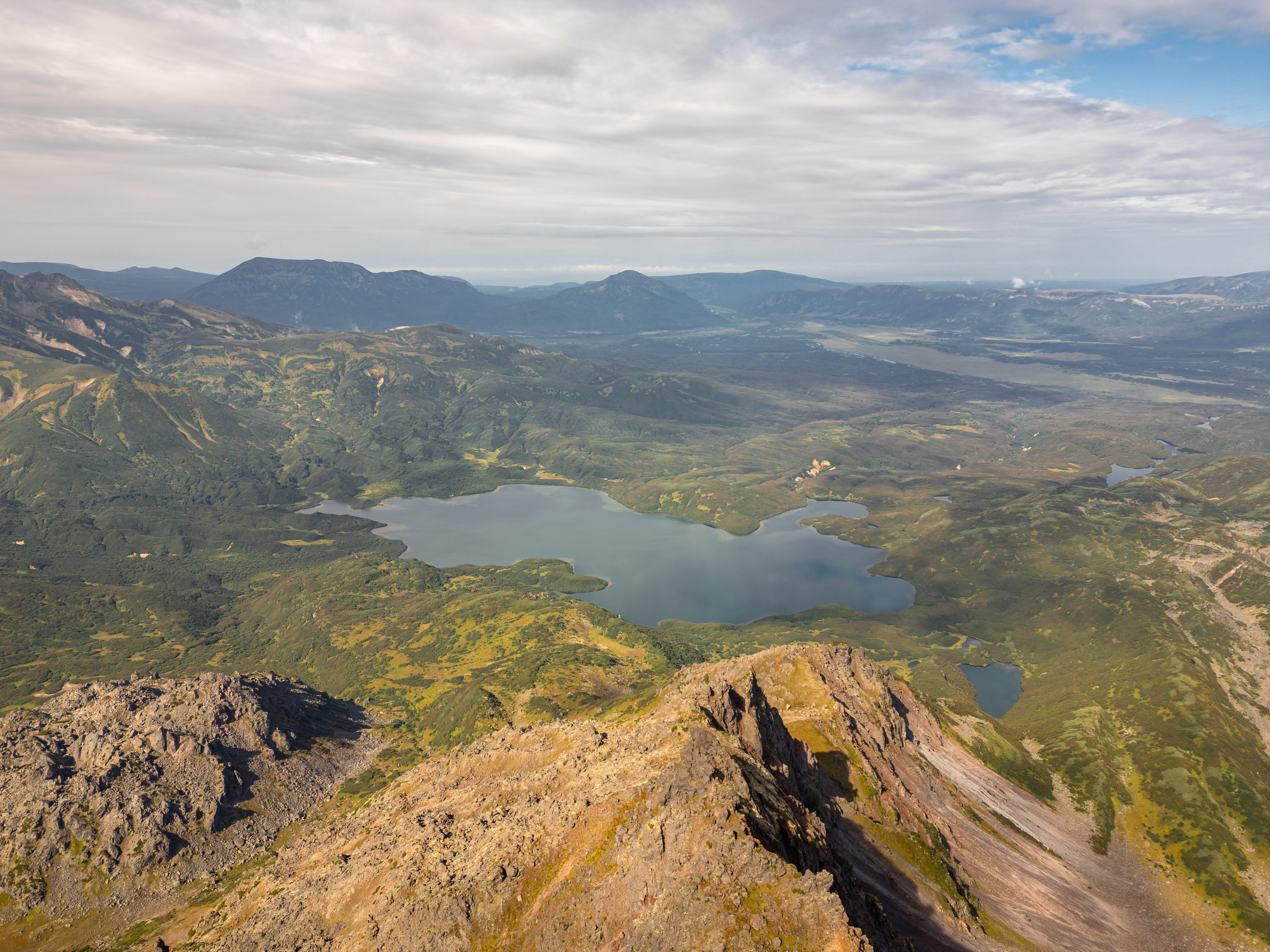 Vitaminnoye Lake and the Wild Greben Volcano