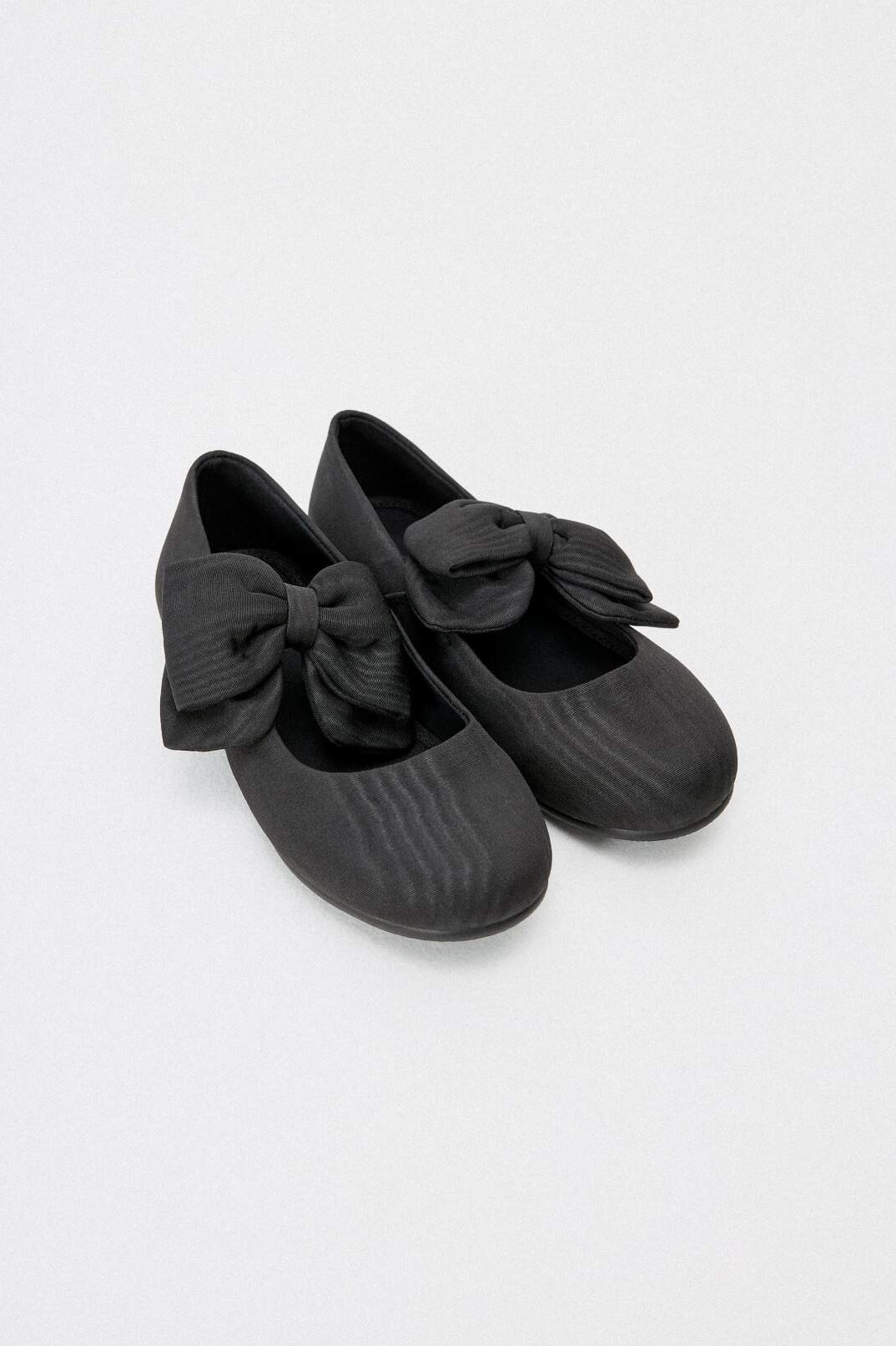 Обувь для съемок девочки до 32. Фотограф Кристина Калягина