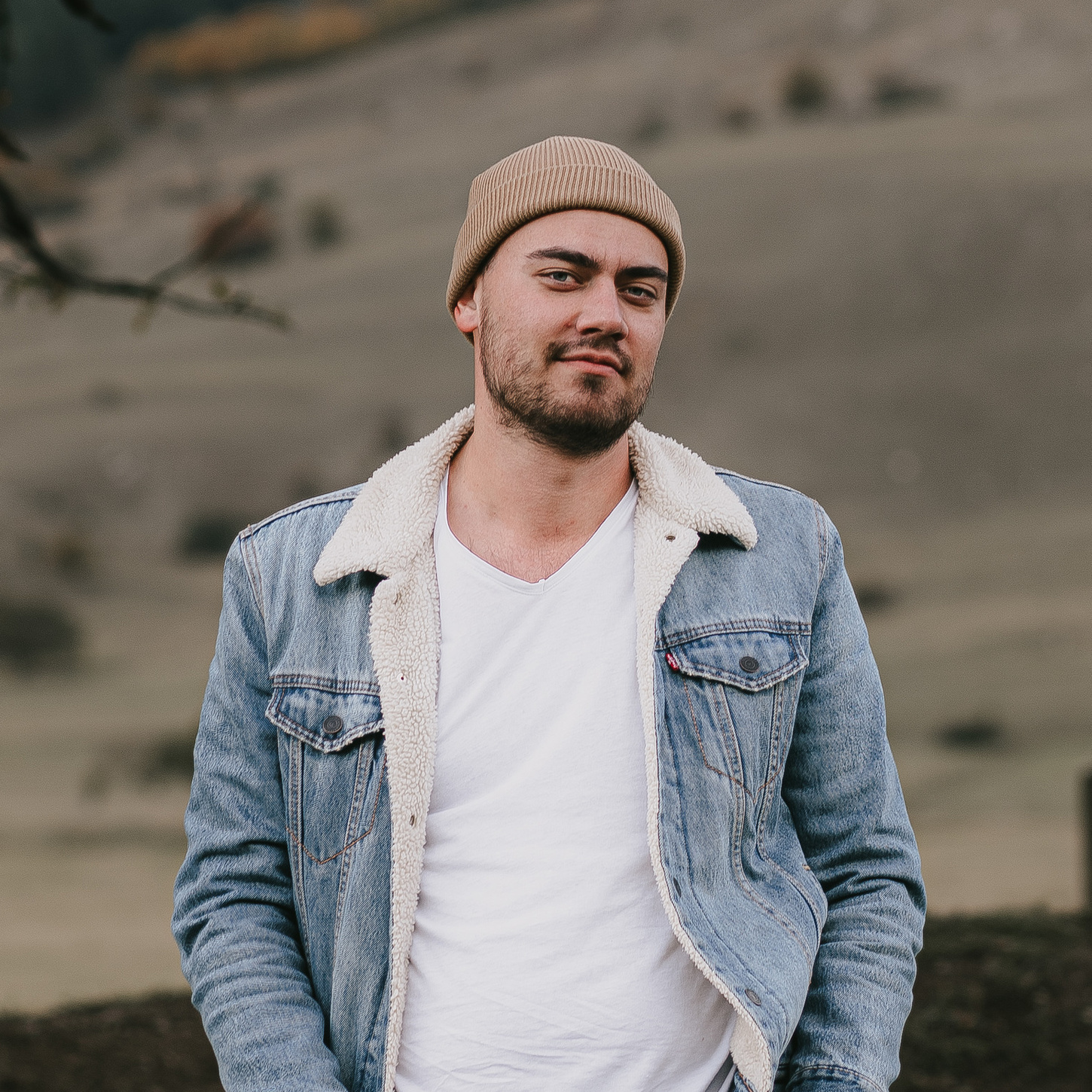 Контакты. Фотограф Алексей Миронов