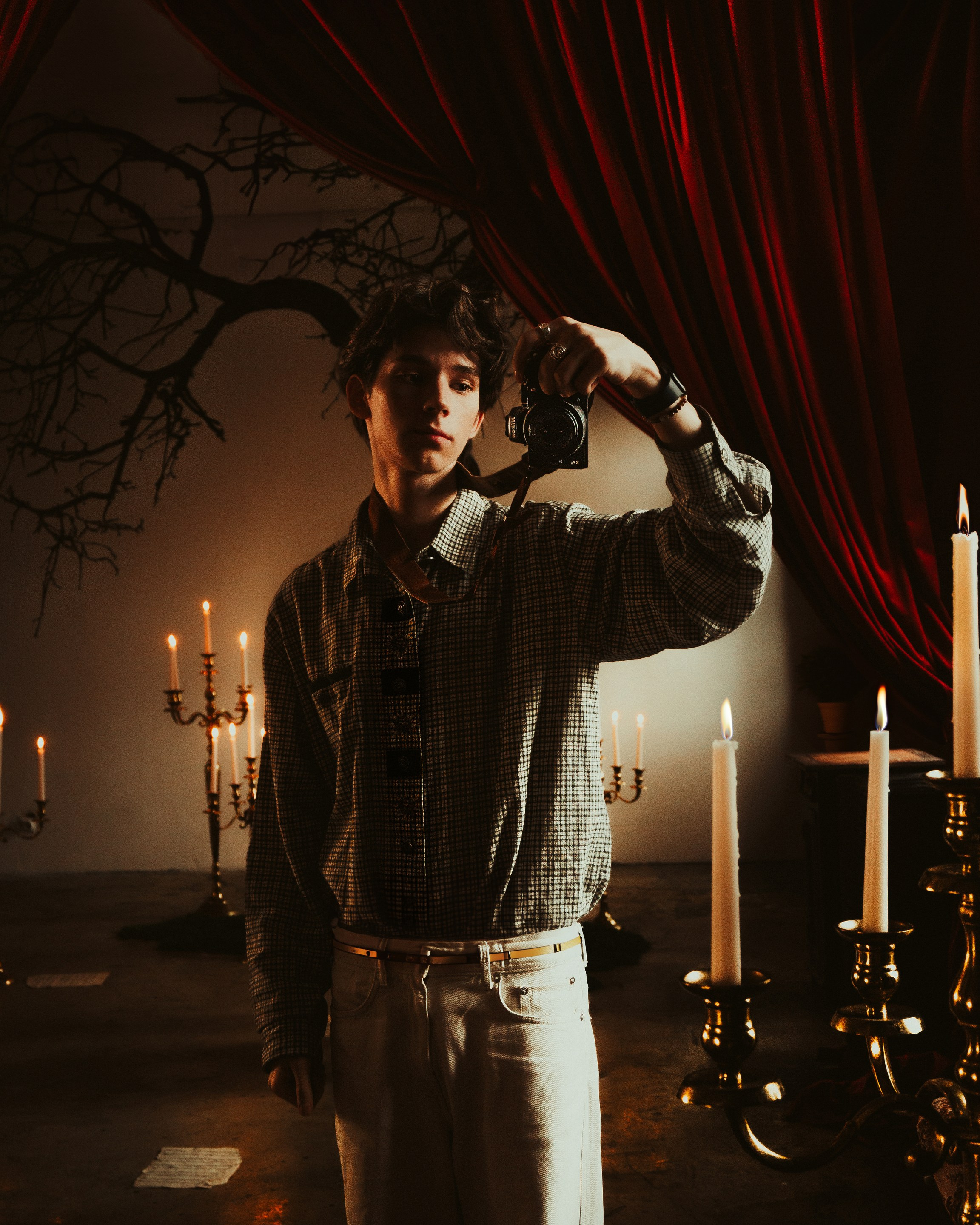 Контакты. ДЕНИС АДЕО́НЕС арт-фотограф