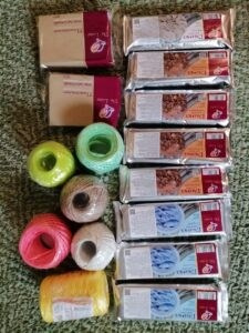 Храм пророка Илье передал реабилитационному центру «Возвращение» материалы для творчества. Северное благочиние Саратовской епархии