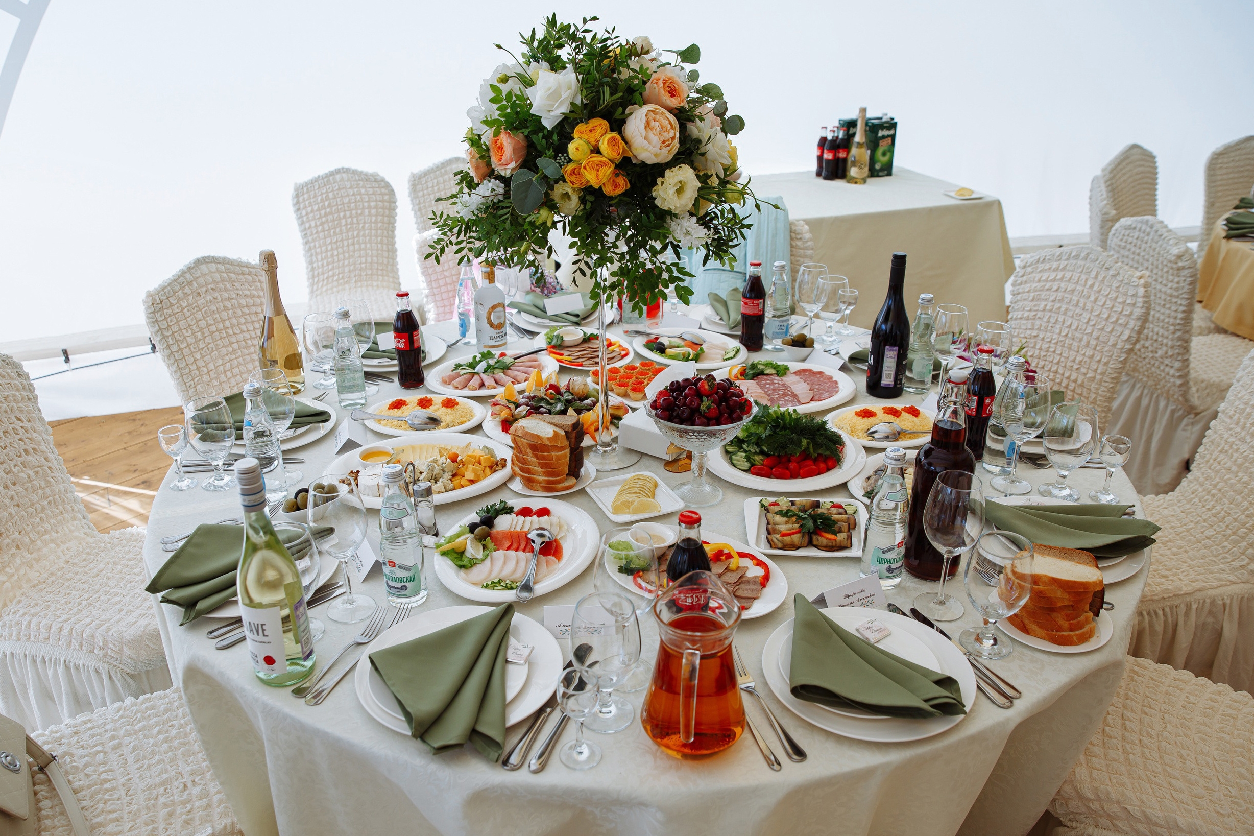 Особенности организации свадебного банкета. Меню на свадьбу. Свадебный фотограф Москва и МО Сергей Киржаев