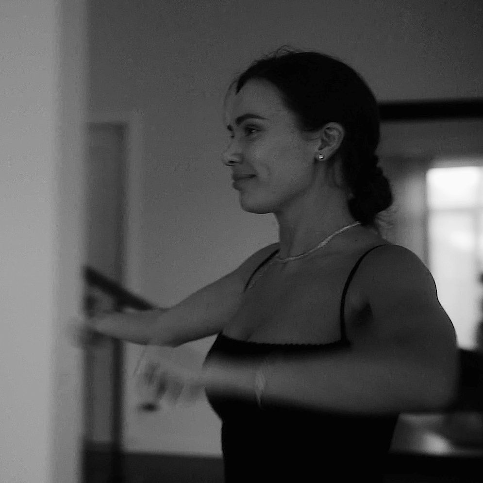 ОТЗЫВЫ. ВИДЕОГРАФ, РЕЖИССЕР — КАТЯ ГУСЕВА