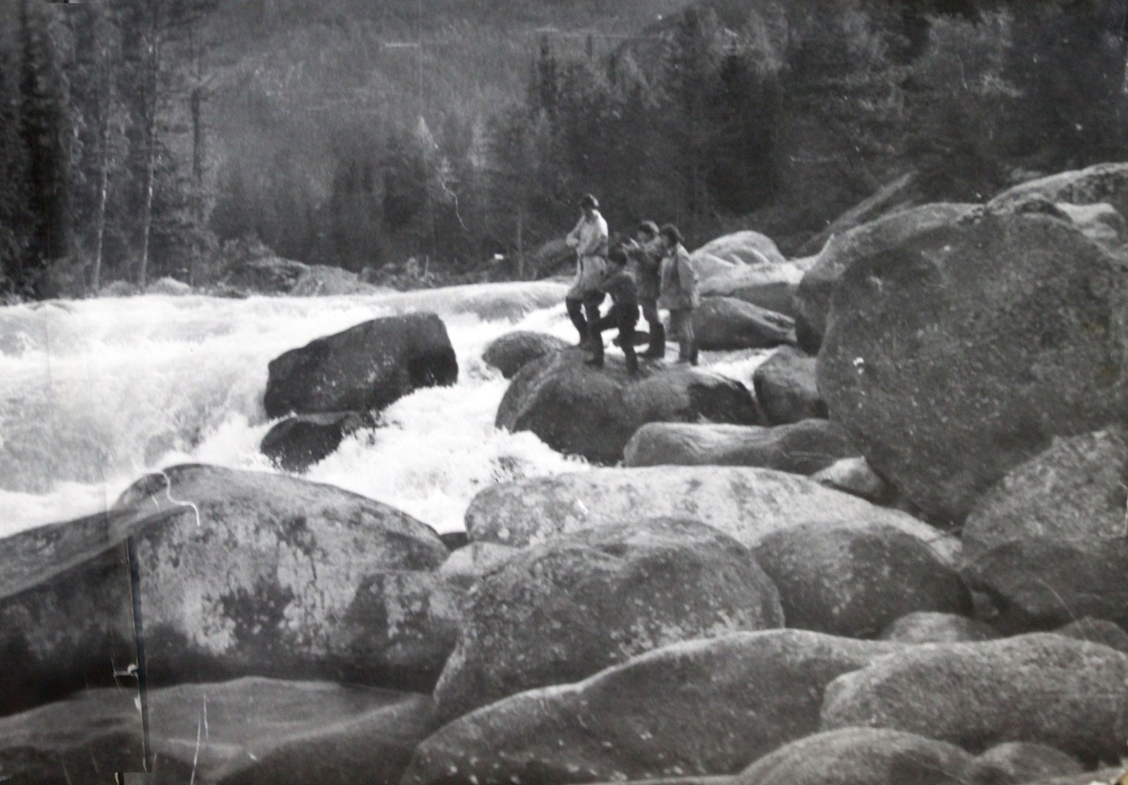 Первая экспедиция туристов-водников Алтая (1970). Фотограф Эдуард Алмадаков