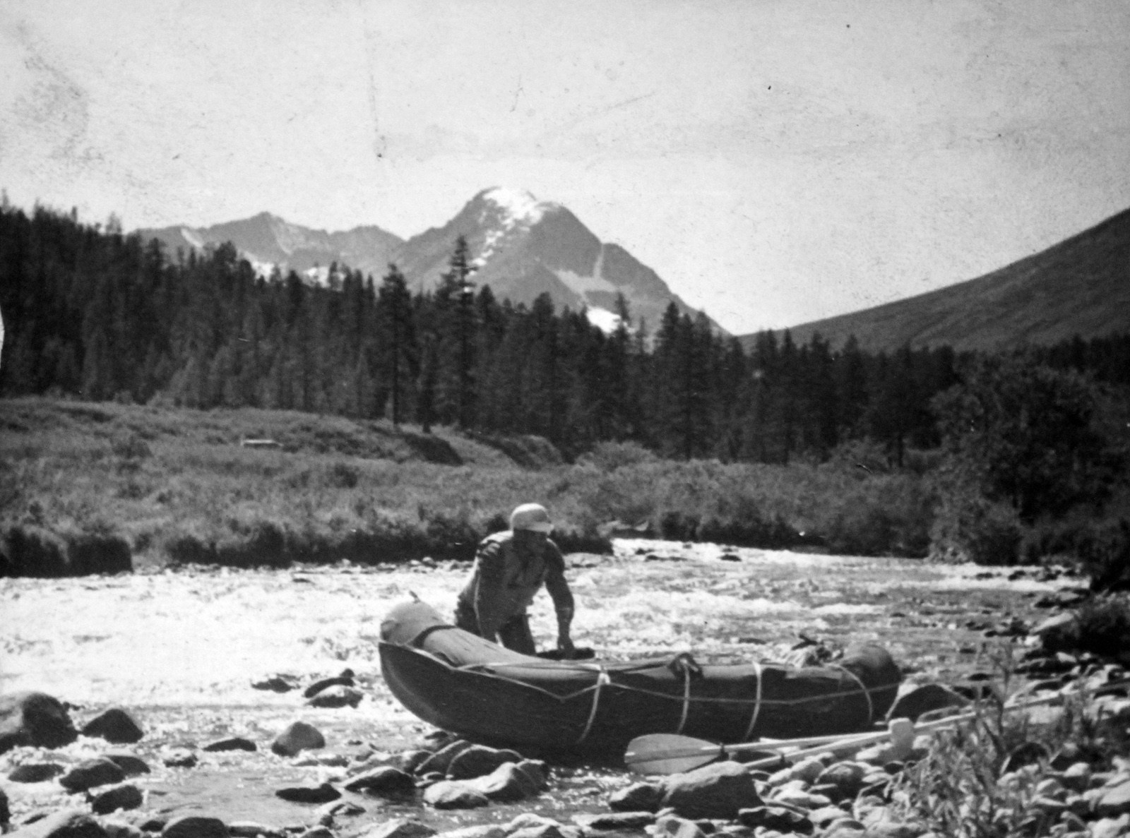Первая экспедиция туристов-водников Алтая (1970). Фотограф Эдуард Алмадаков