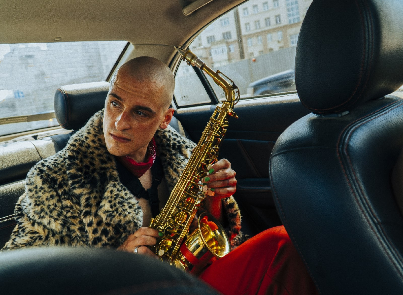 саксофонист, саксофон, портфолио музыканта