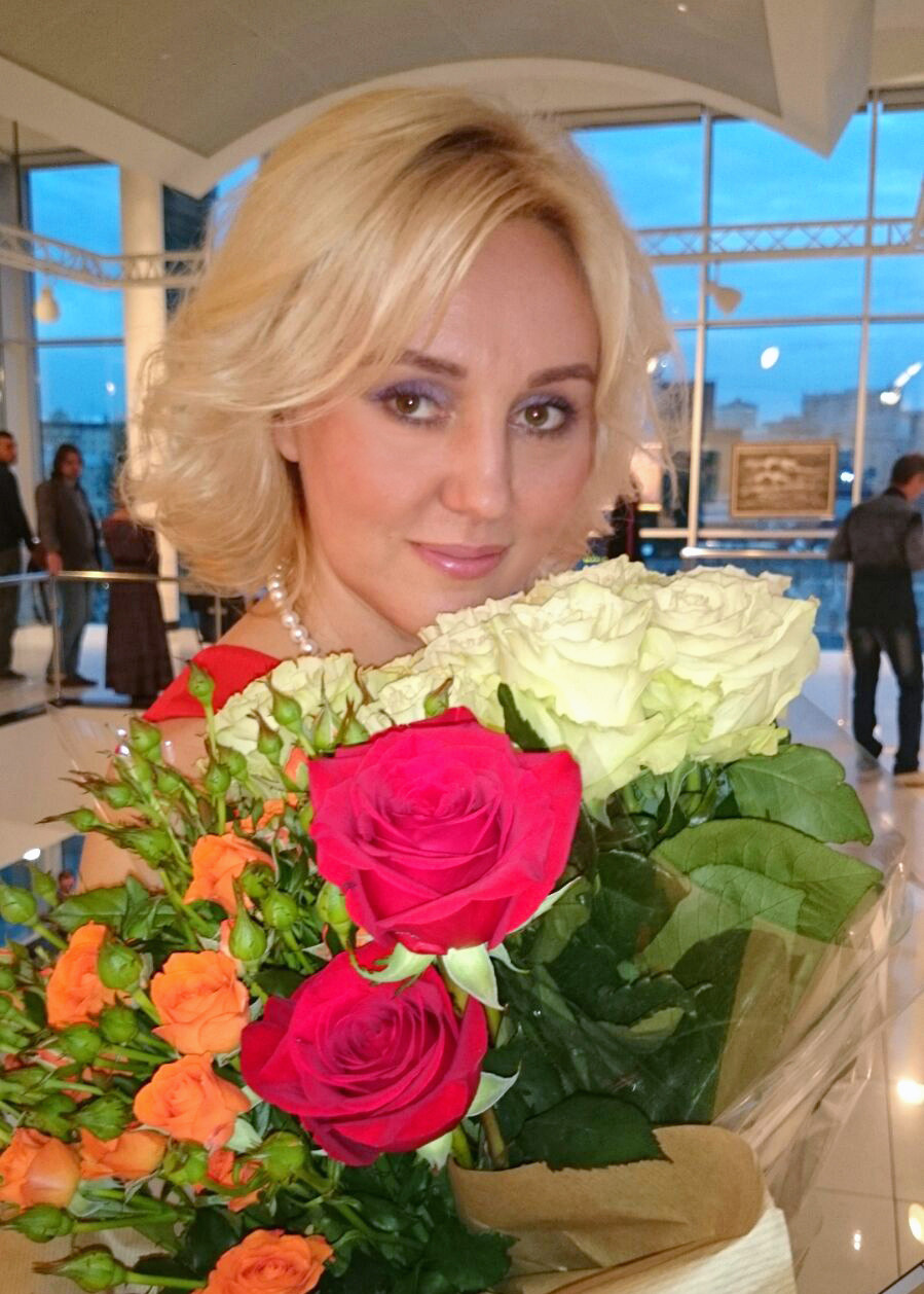 Обо мне. Елена Опалева — художница. Москва