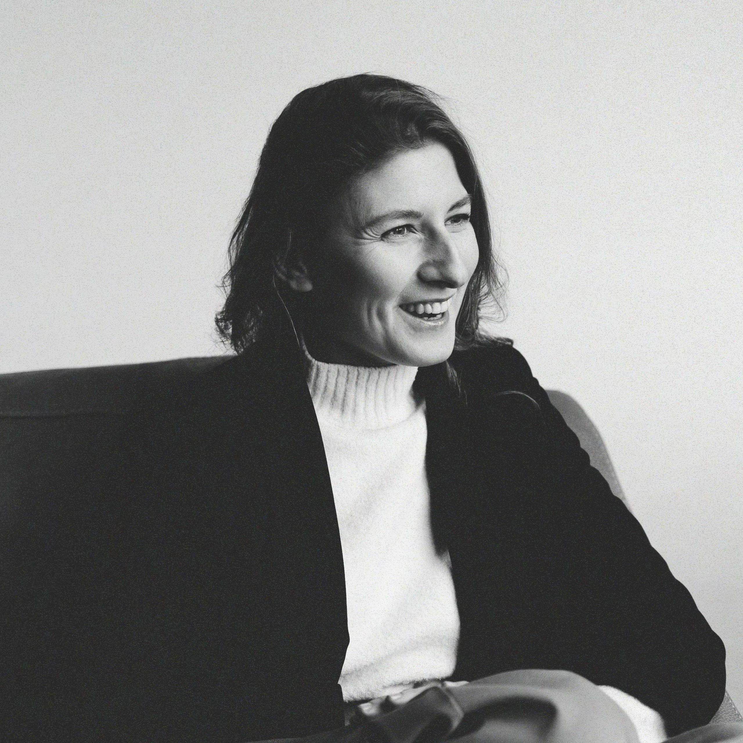 Контакты. Художник, арт — терапевт, преподаватель рисования Шабырова Анна, Москва