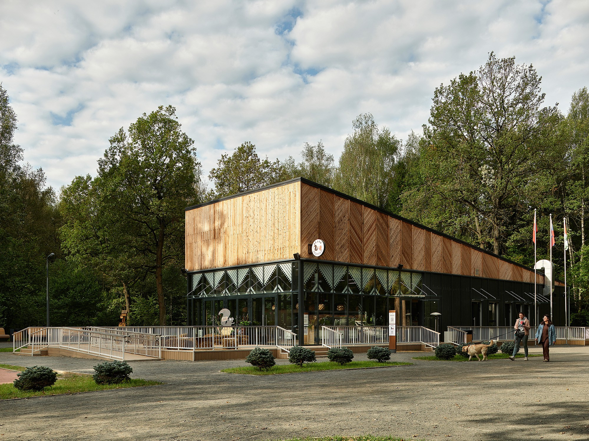 Банкеты. Кафе «БЕЛКА НАШЕПТАЛА». Ну оооочень концептуальное кафе