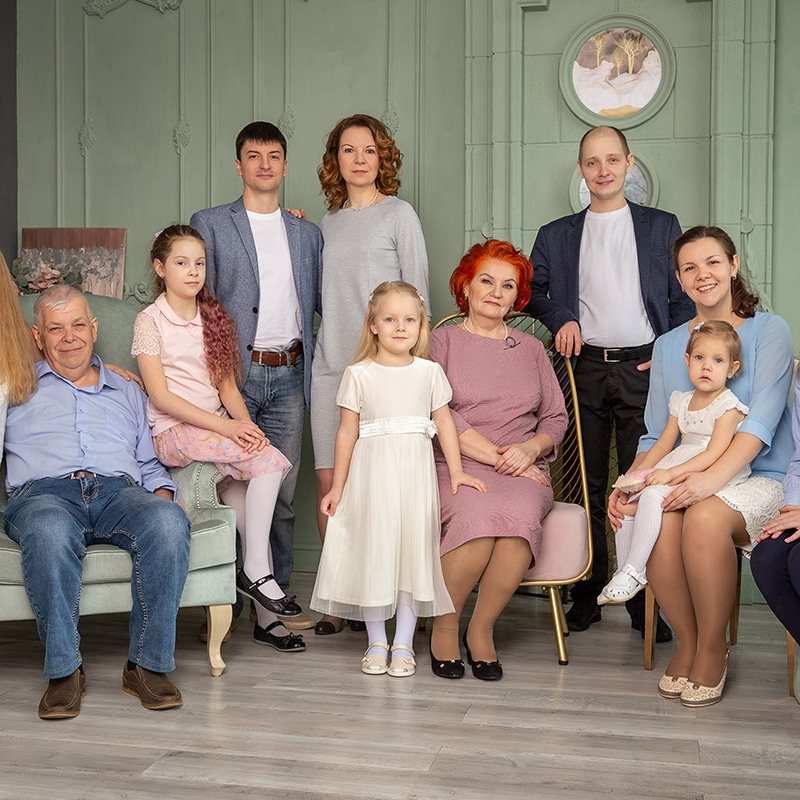 Стоимость семейной фотосессии в Екатеринбурге. Семейный фотограф Ульяна Вдовкина г. Екатеринбург