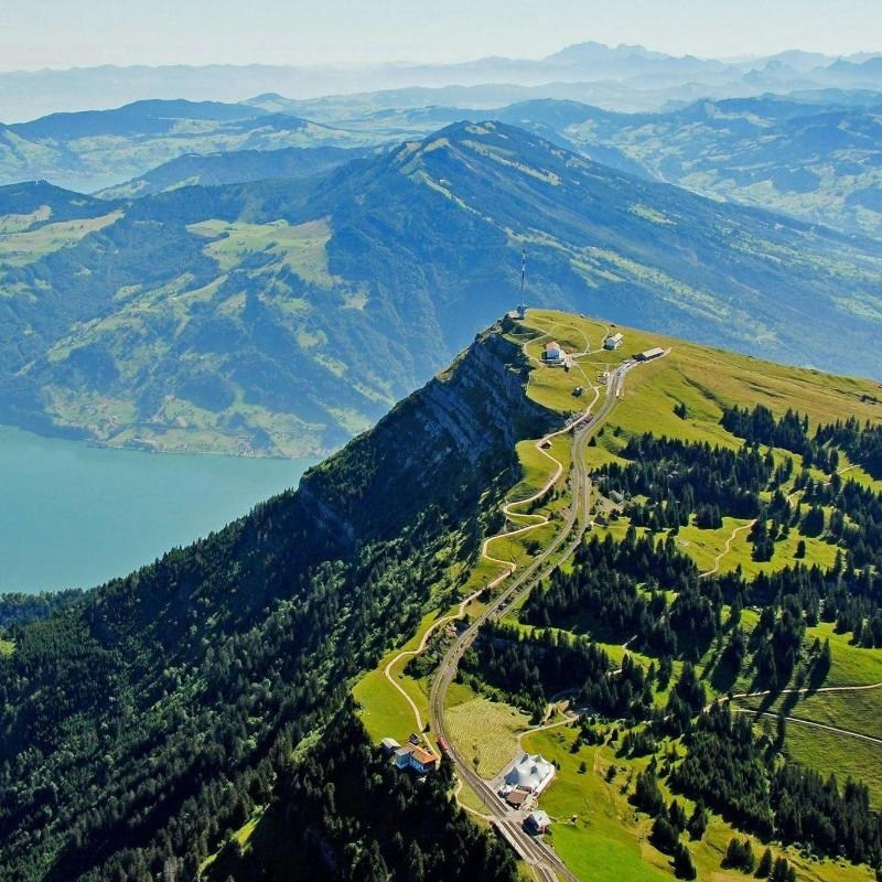 PLACES FOR PHOTOS. Photographer in Interlaken area