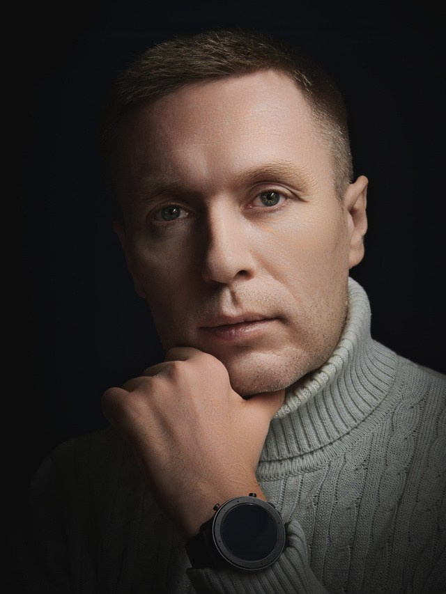 Контакты. Фотограф Денис Кривопусков