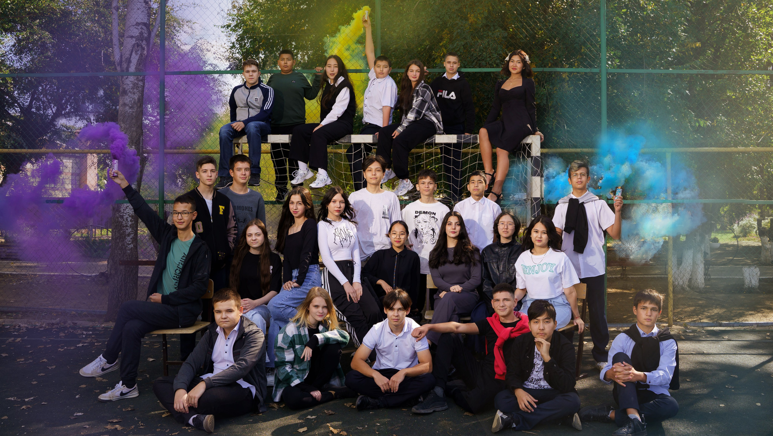 Фото с цветным дымом