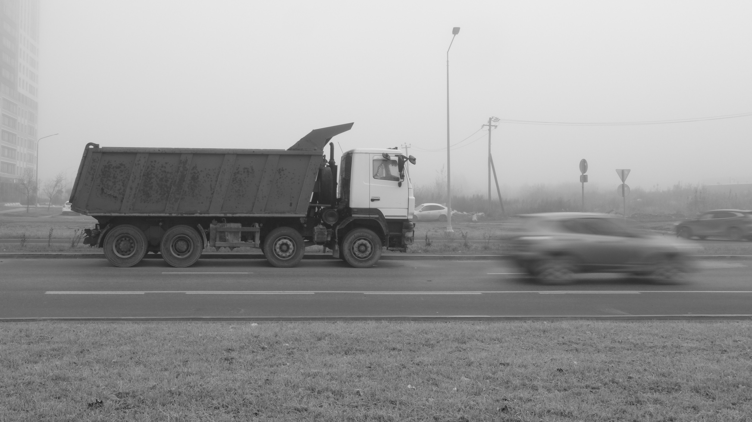 Туманное утро в Академическом районе. Начинающий фотограф-любитель Евгений Серебряков в Екатеринбурге