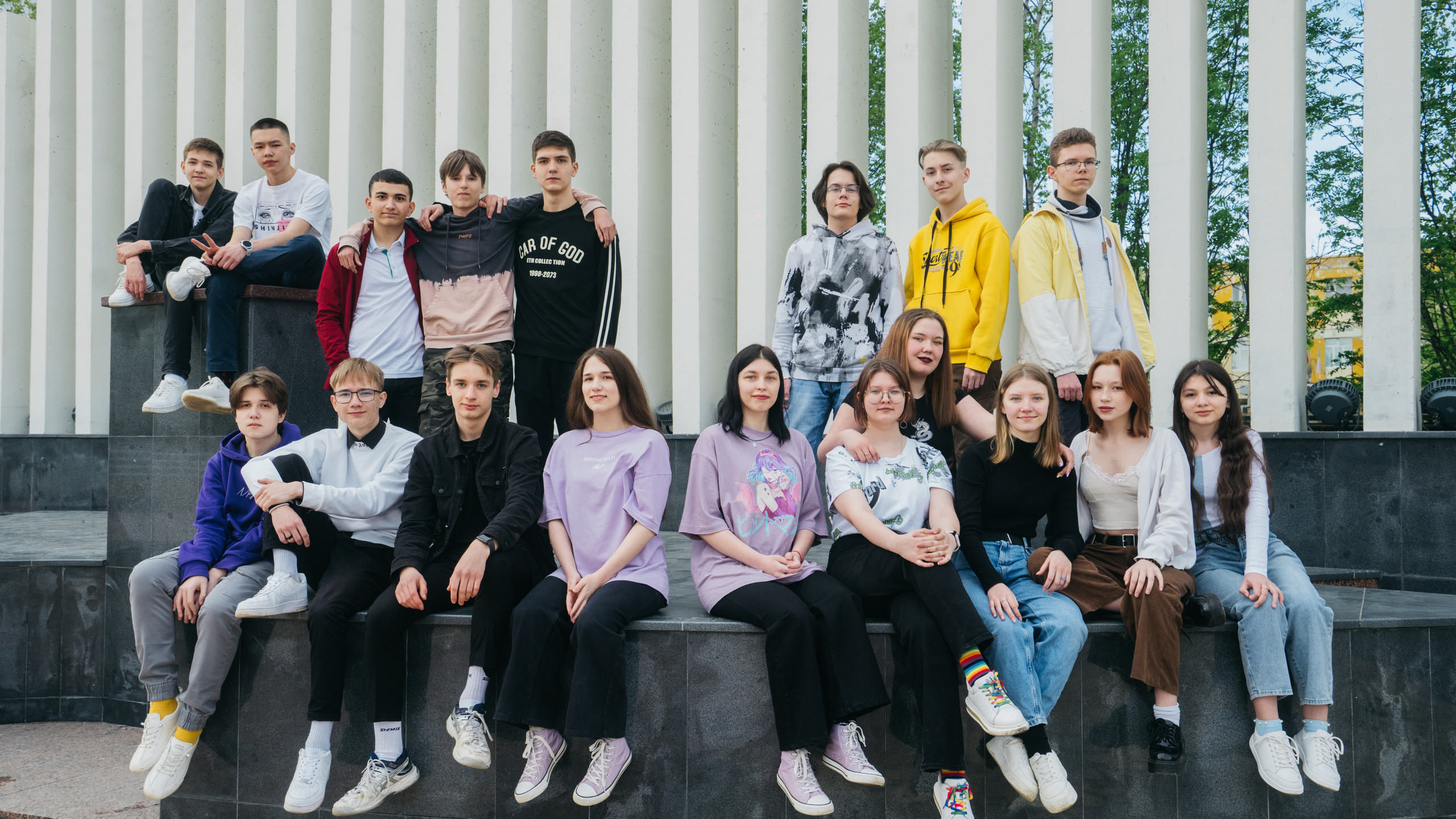 Контакты. КЛАСС | Выпускные альбомы в Нижневартовске