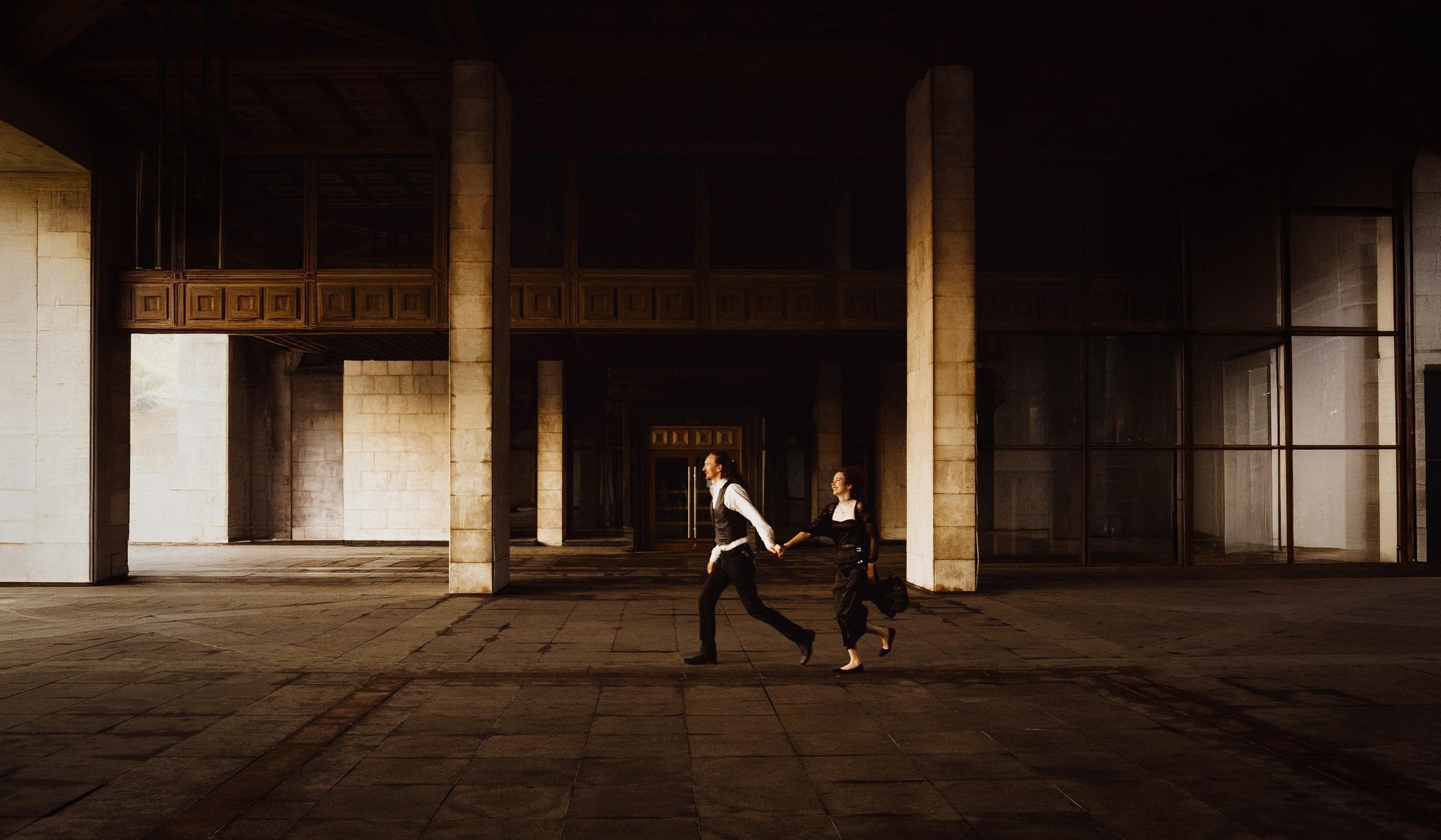 Подробнее о Love Story. Фотограф из Москвы — DASHA NOVA | Авторская фотография в разных жанрах