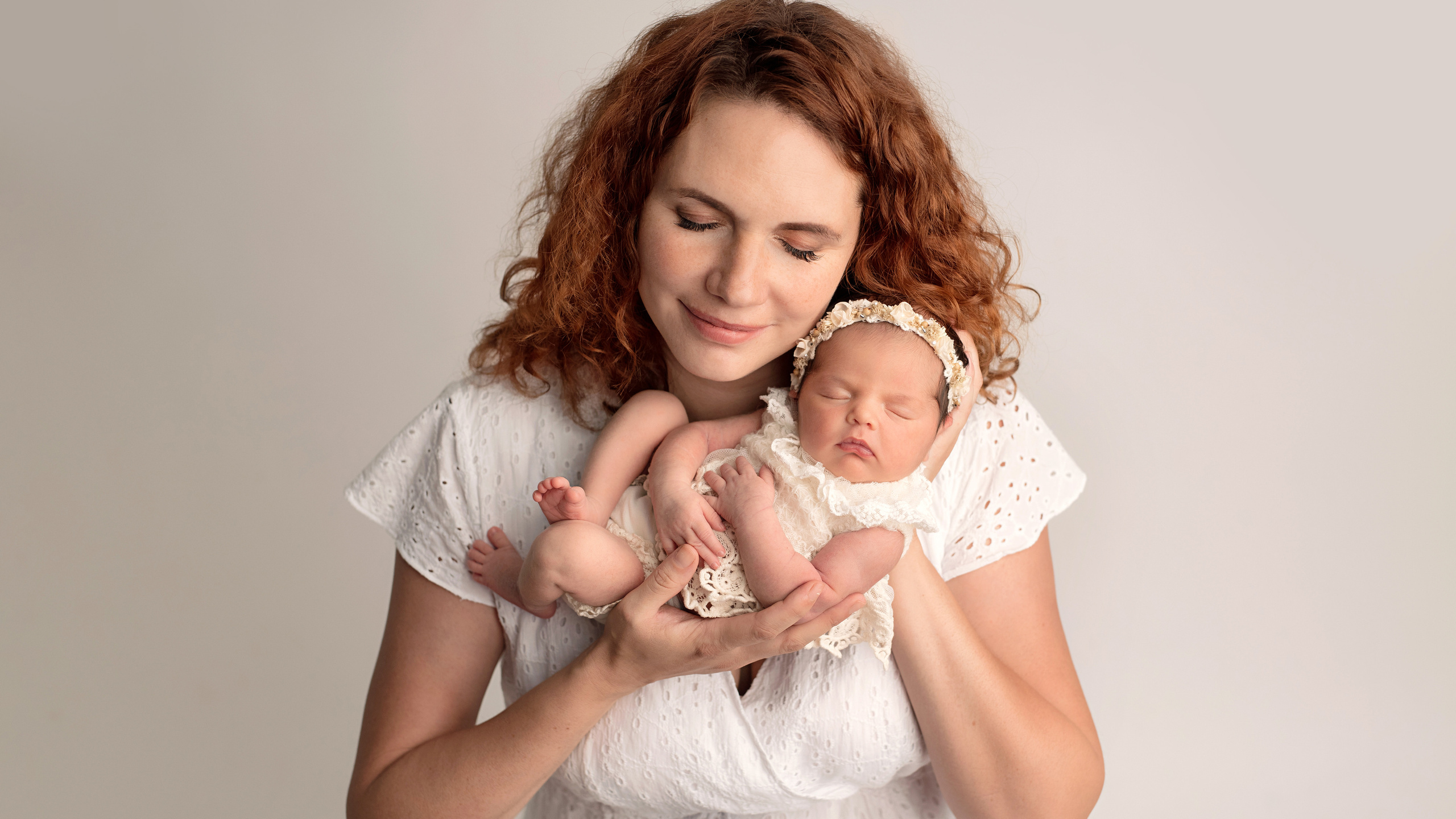 Контакты. Семейный фотограф и фото новорождённых в Астрахани Надежда Турченко