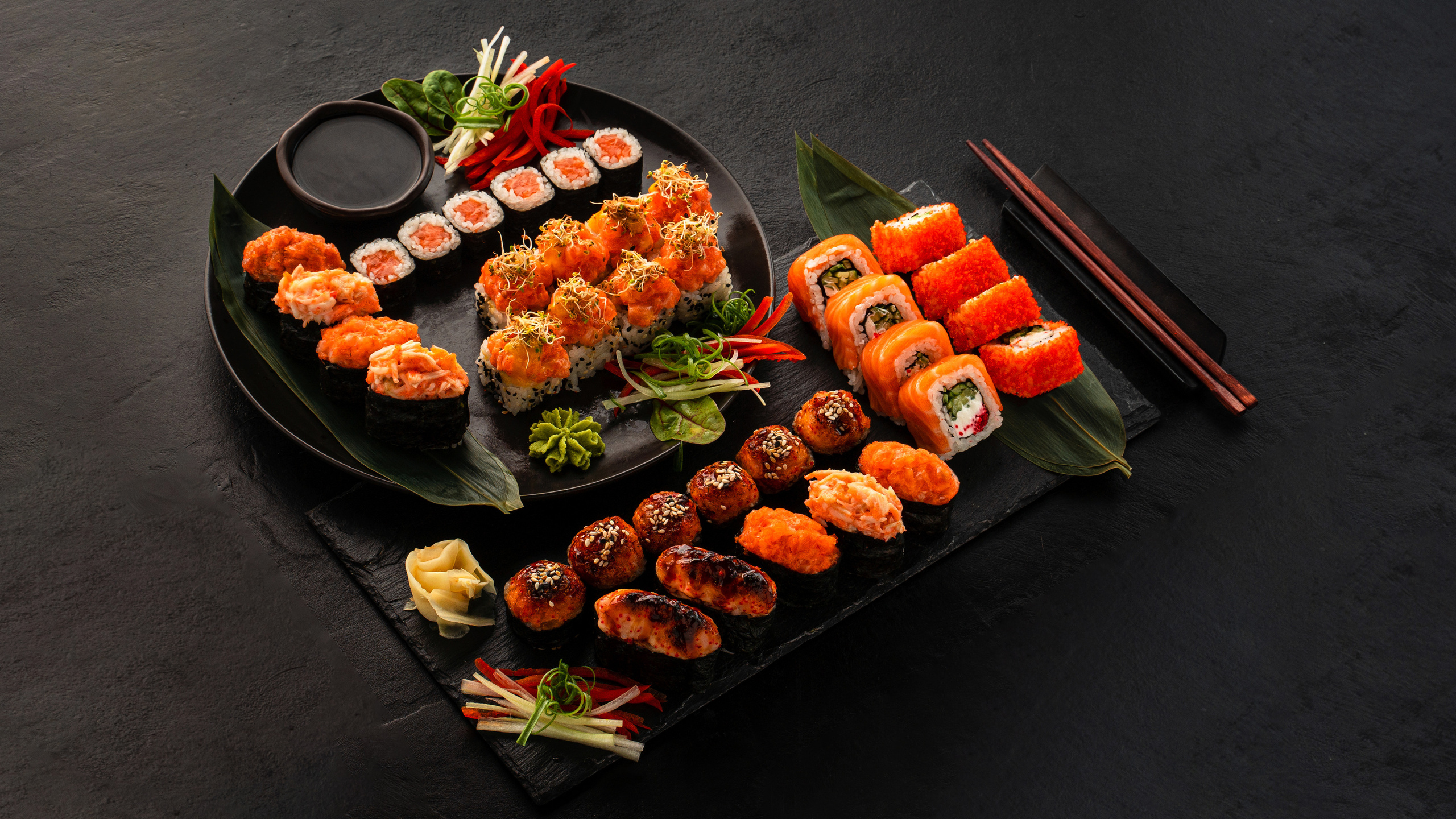 Доставка пан-азиатской и европейской кухни Га-Чё