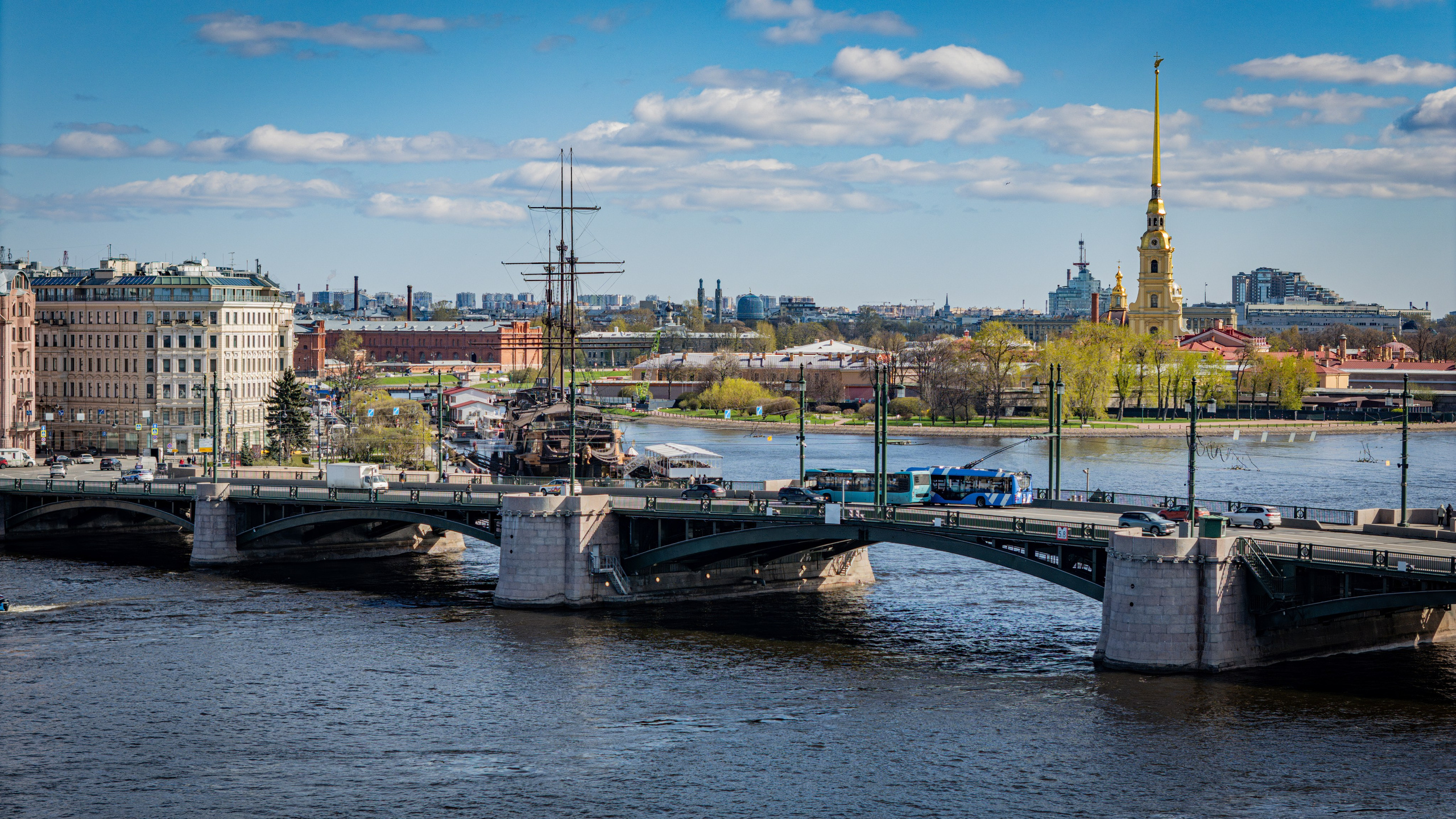 Аэросъемка. Студия визуального контента в Санкт-Петербурге и Москве