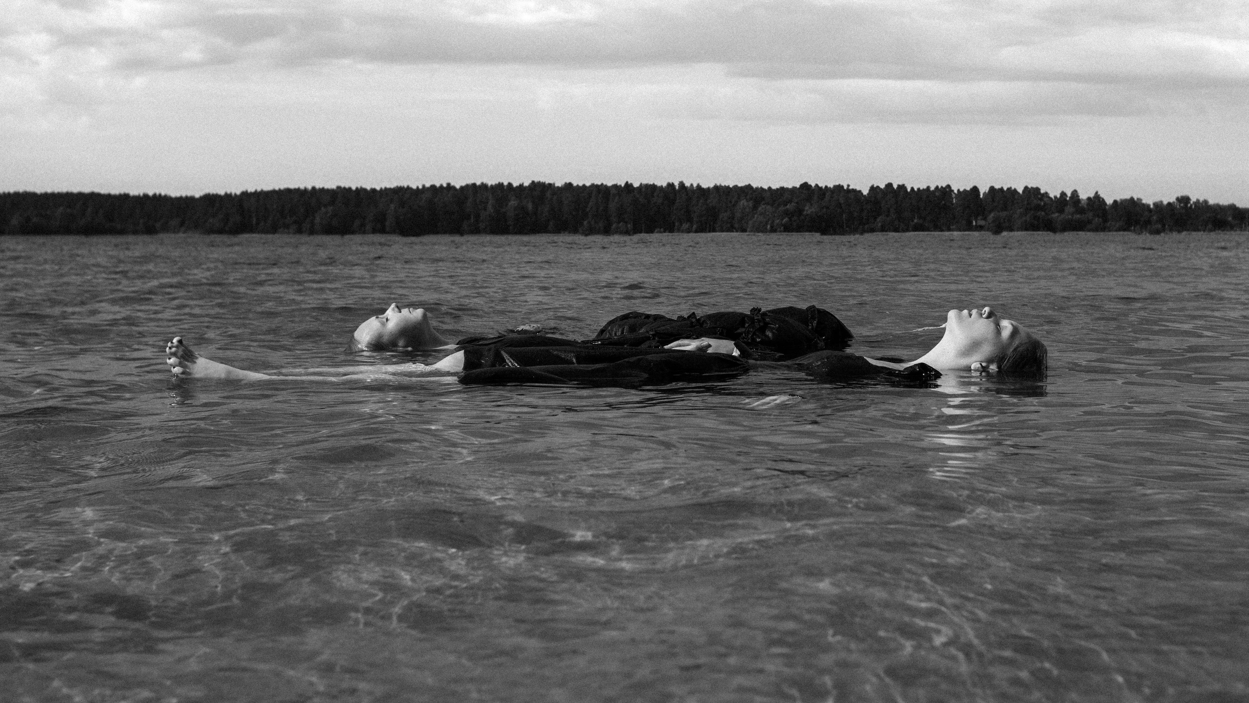 RUSSKAYATOSKA. Портретный и Арт фотограф Москва, Санкт-Петербург, Тбилиси