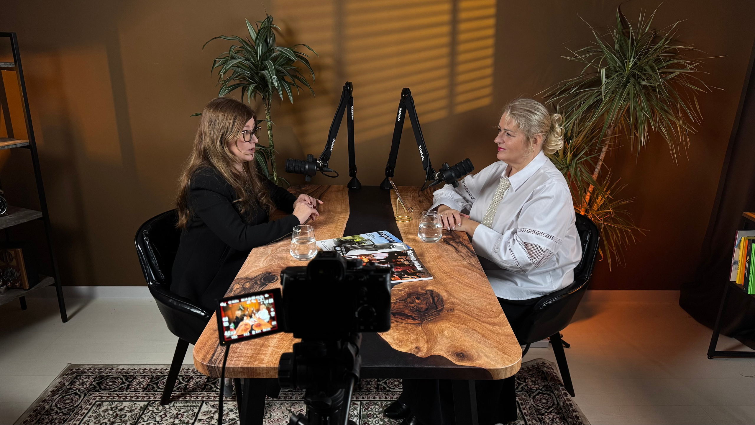 видеостудия, подкасты в Ижевске, видео студия, съемка подкастов снять, видео снять видео в Ижевске, видеосъемка подкастов, снять подкаст, подкаст, подкаст в Ижевске