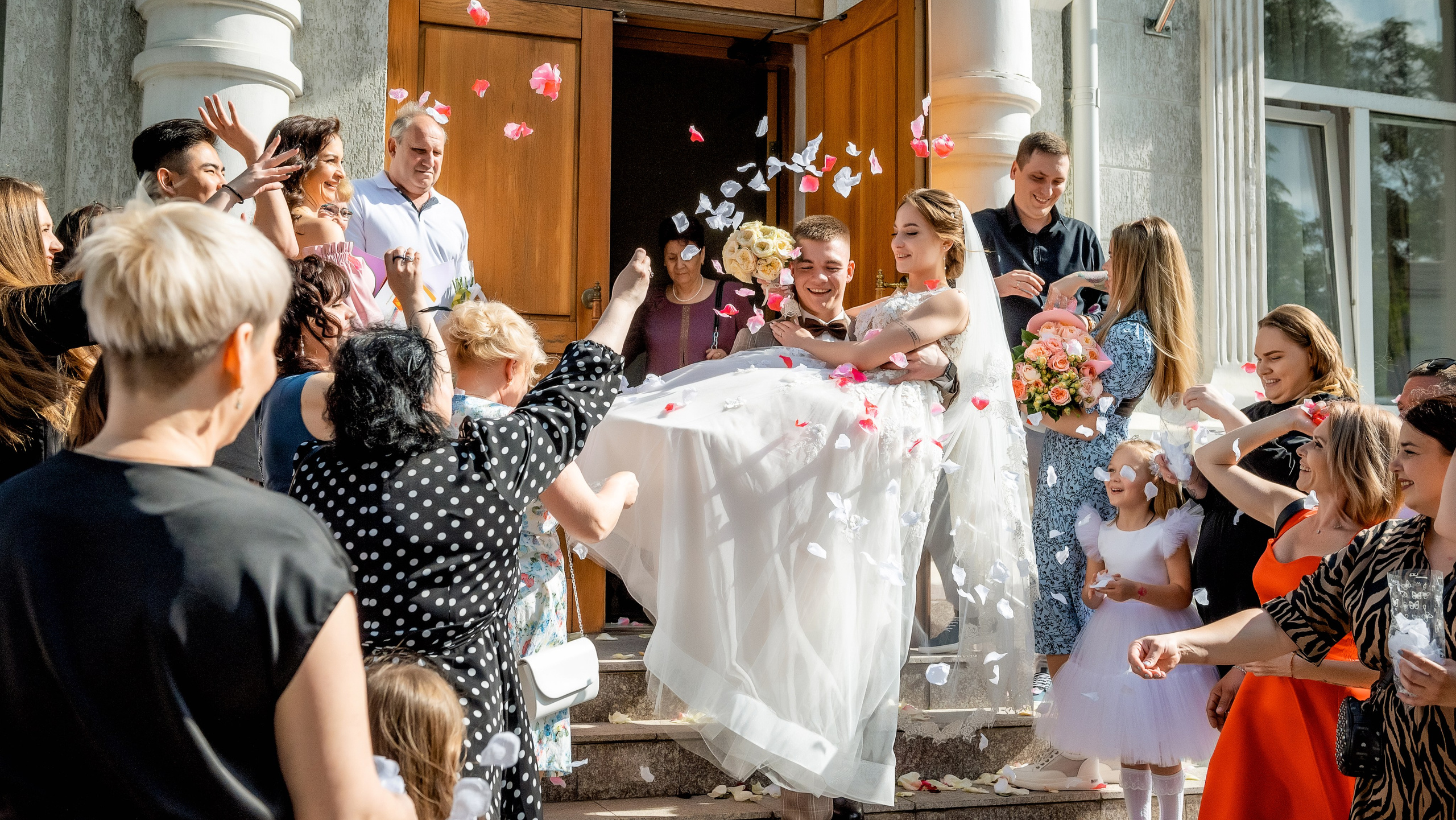 Пролетарский ЗАГС в Ростове: Фотографии и полезная информация