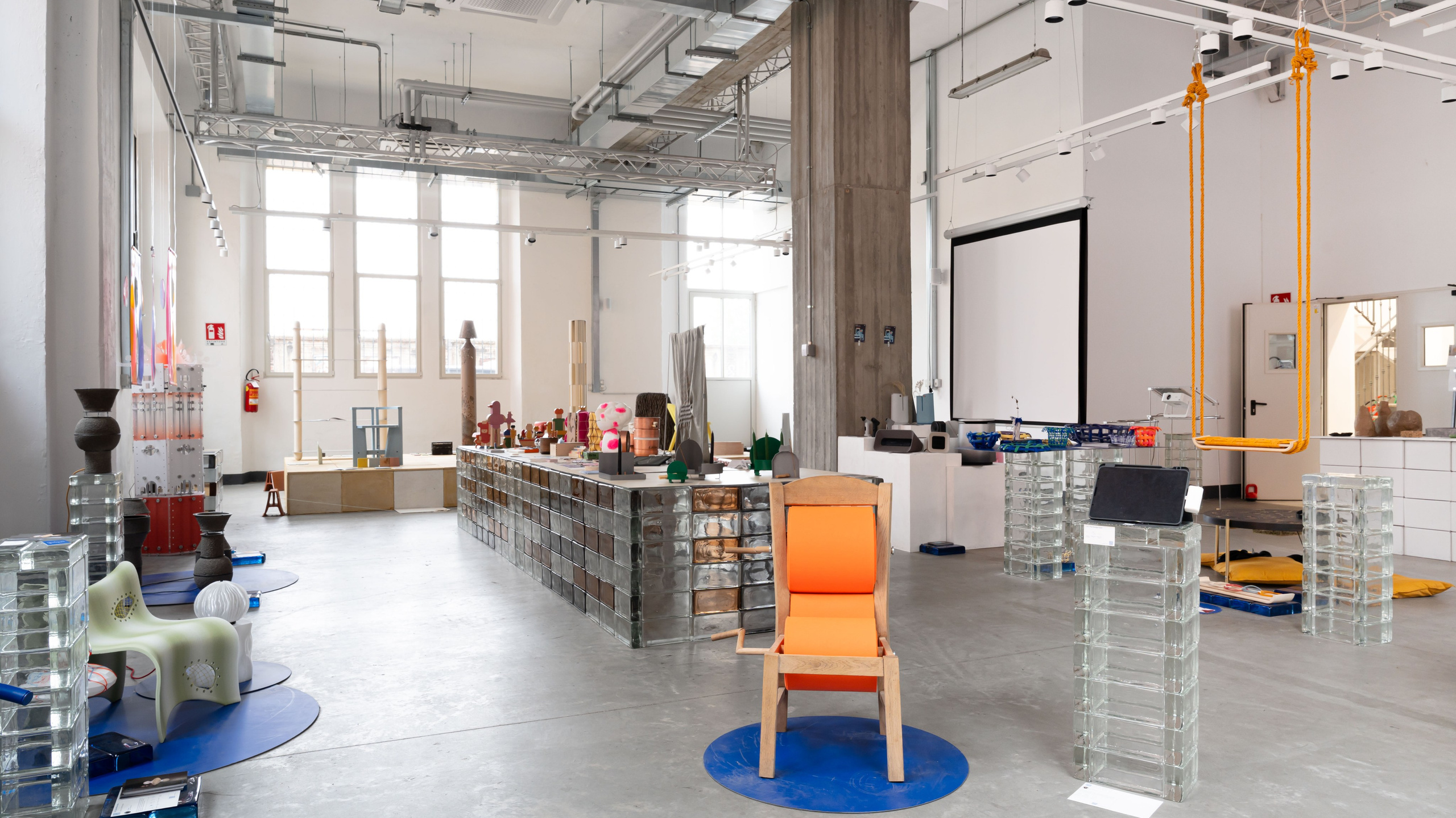 Exhibitions. Ksusha Fedya artist