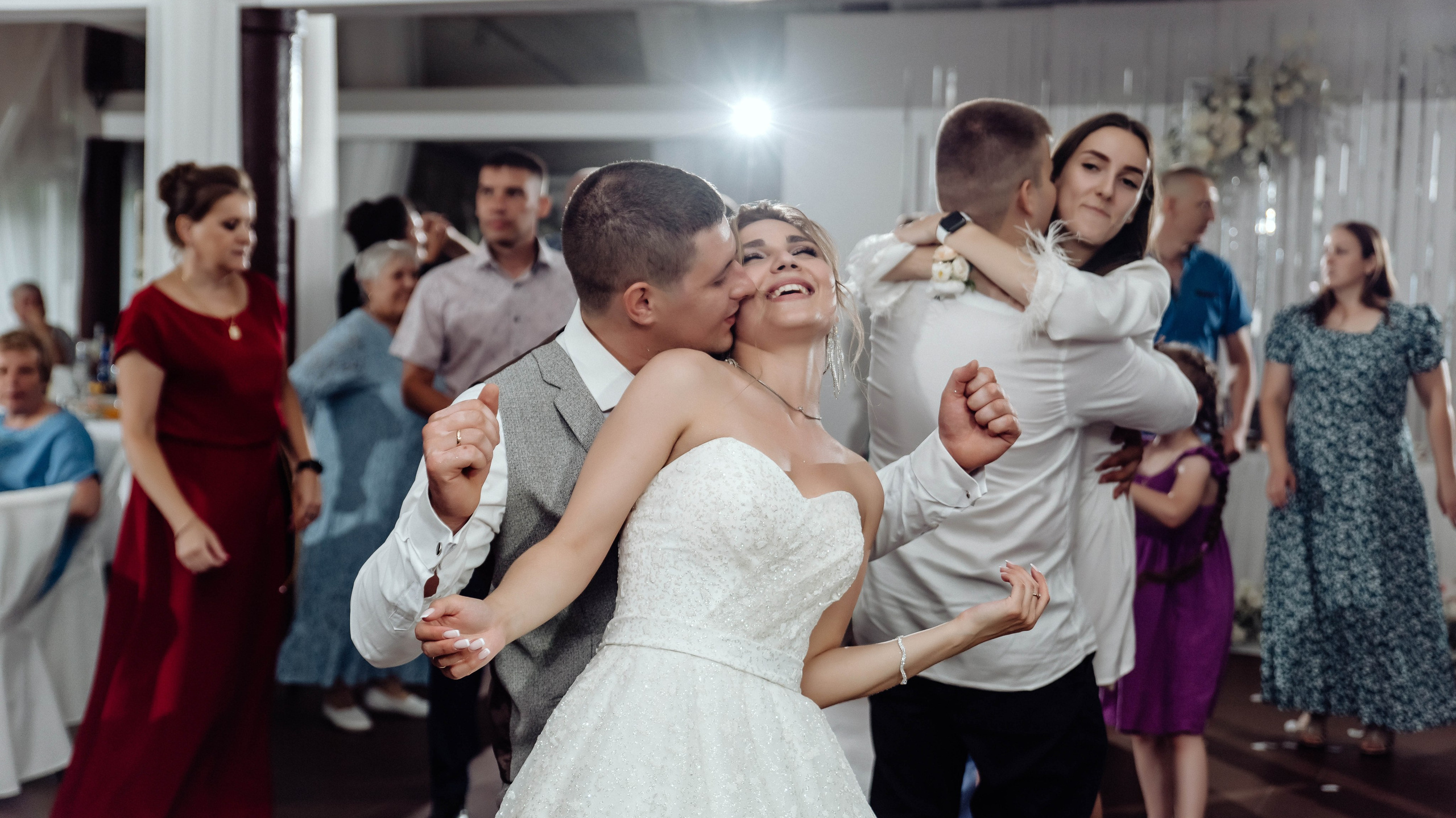 Свадебный и семейный фотограф Любовь Исланова