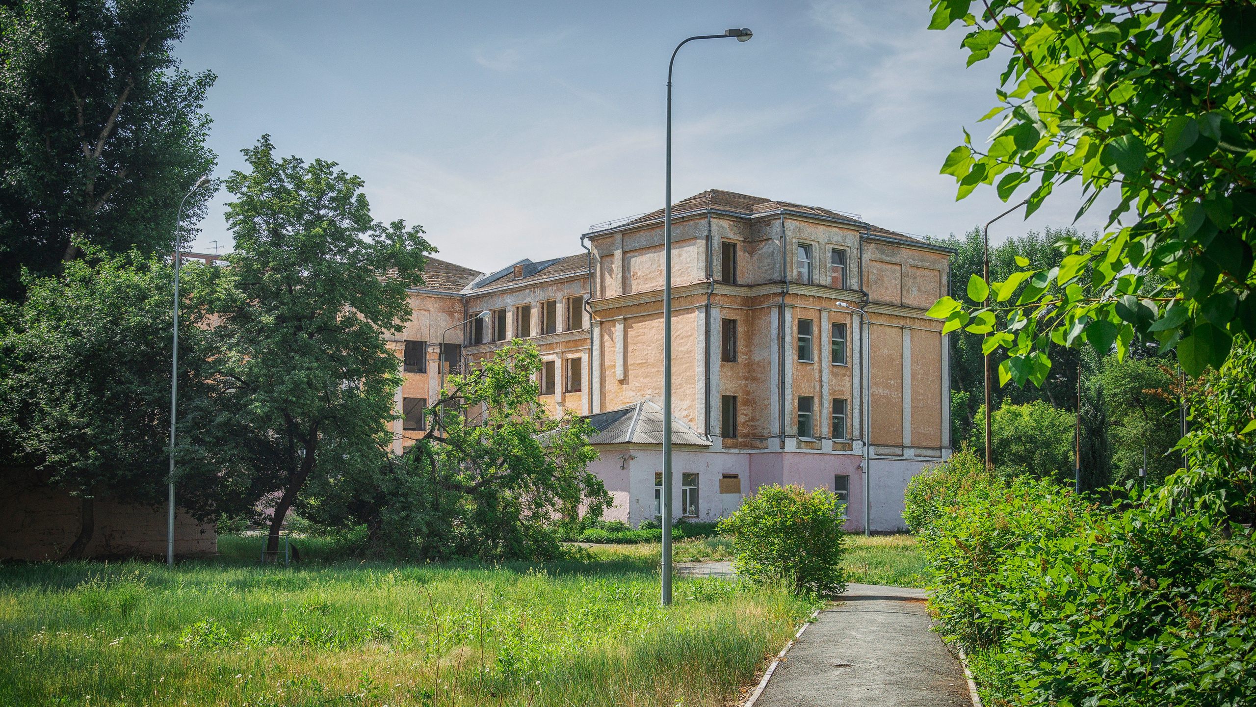 Здание-дворец в Тюменских Сараях