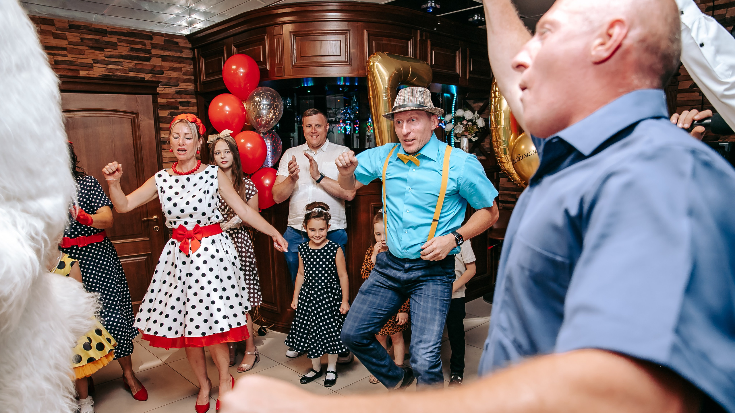 Ведущий на Юбилей в Туле!. НаВеселе…)) Тамада (Ведущий) в Туле! Юбилеи, Свадьбы, Корпоративы! Ростовые куклы! И всё необходимое для Вашего Праздника!